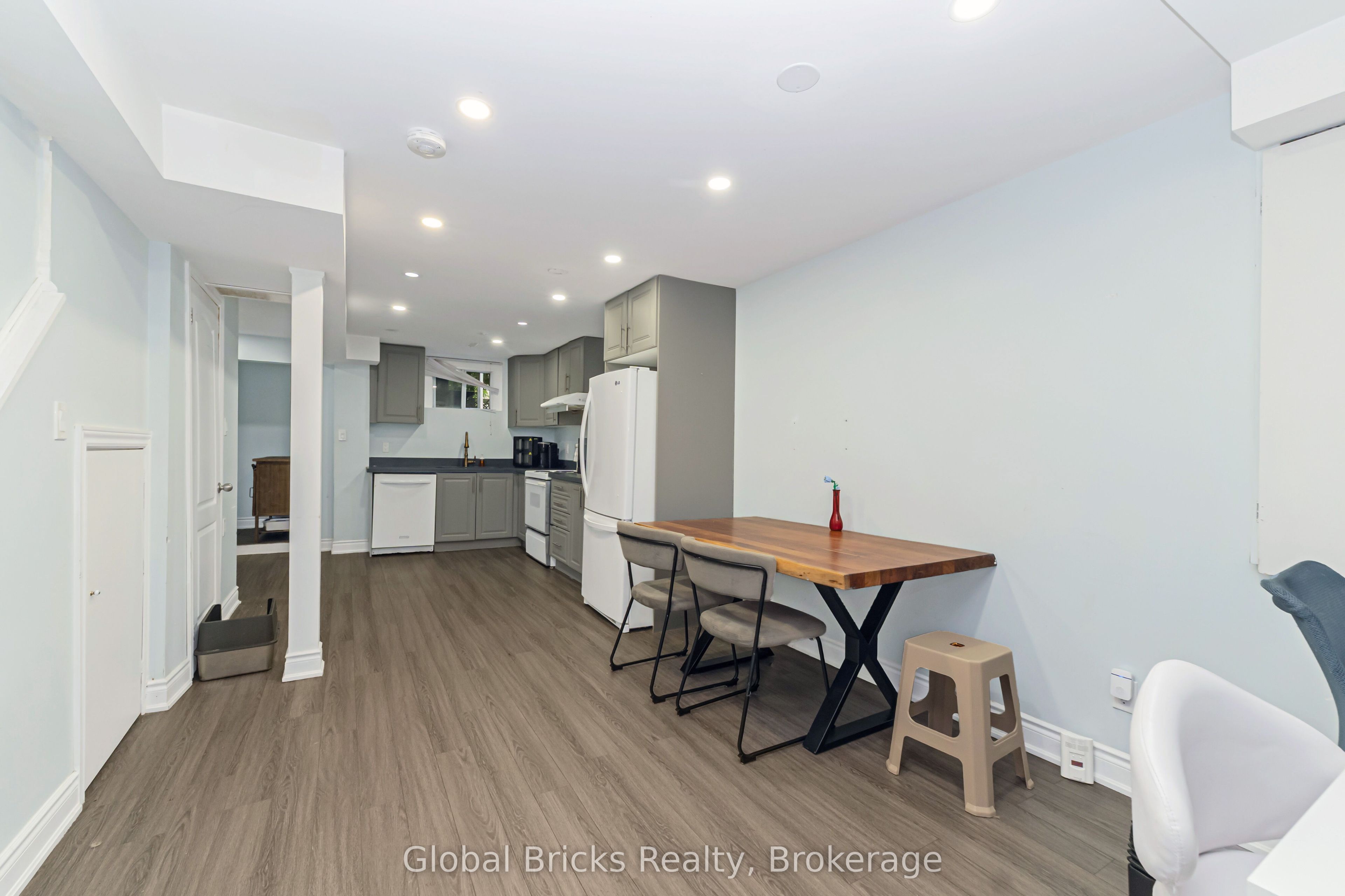 6190 Saltmarsh Court Property Photo 33