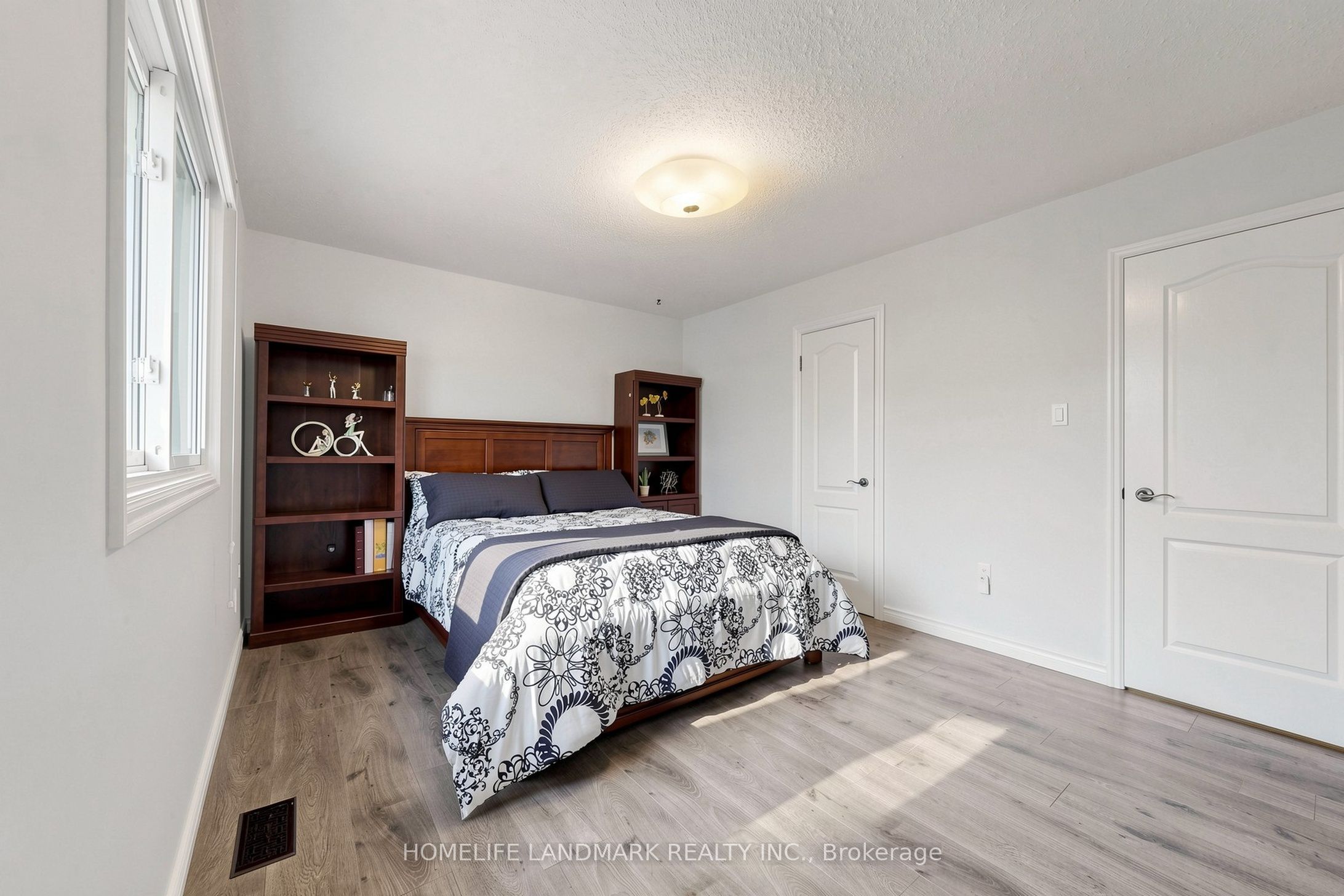 4132 Celia Court Property Photo 17