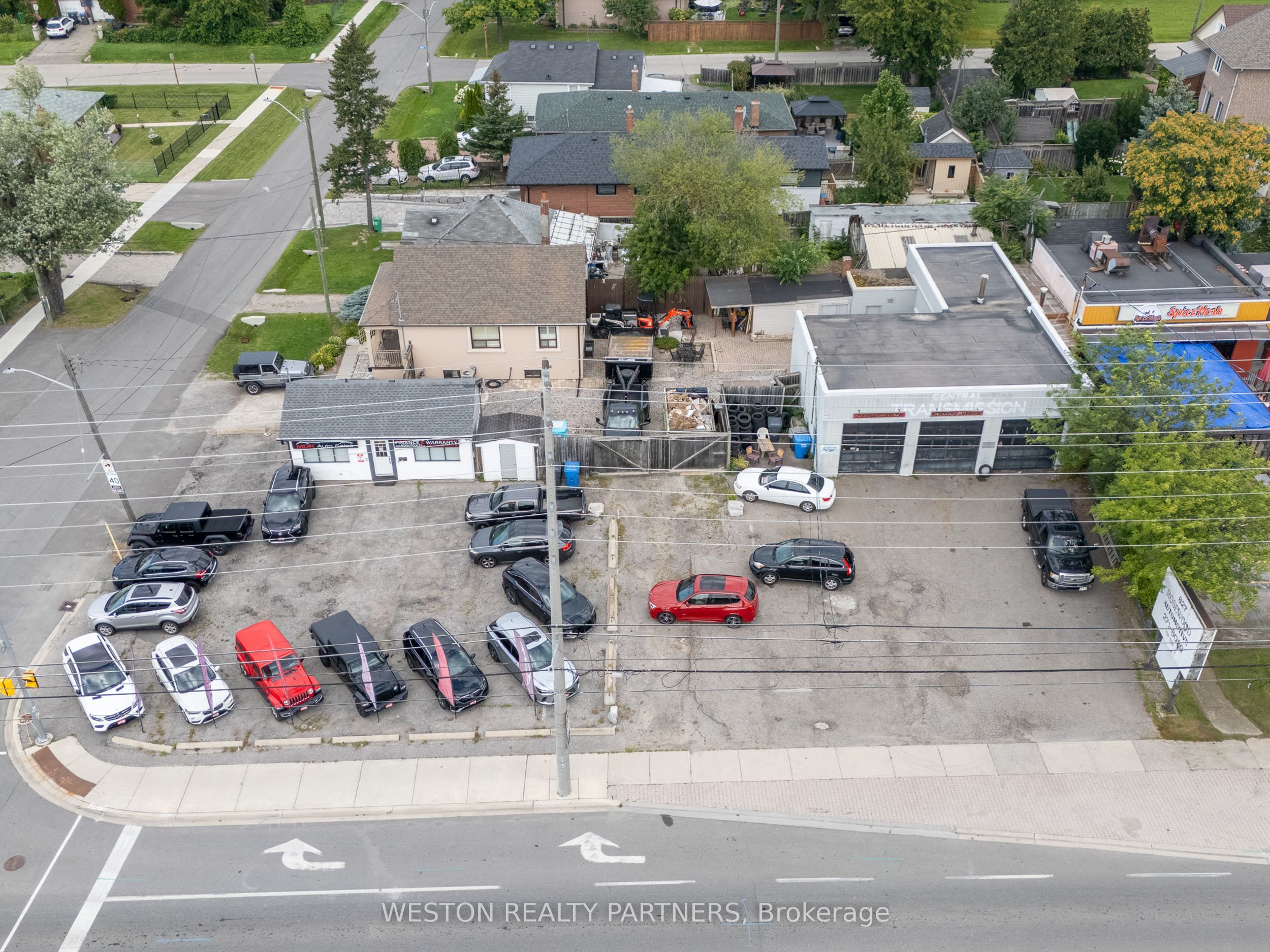 825-827 Lakeshore Road E Property Photo 6