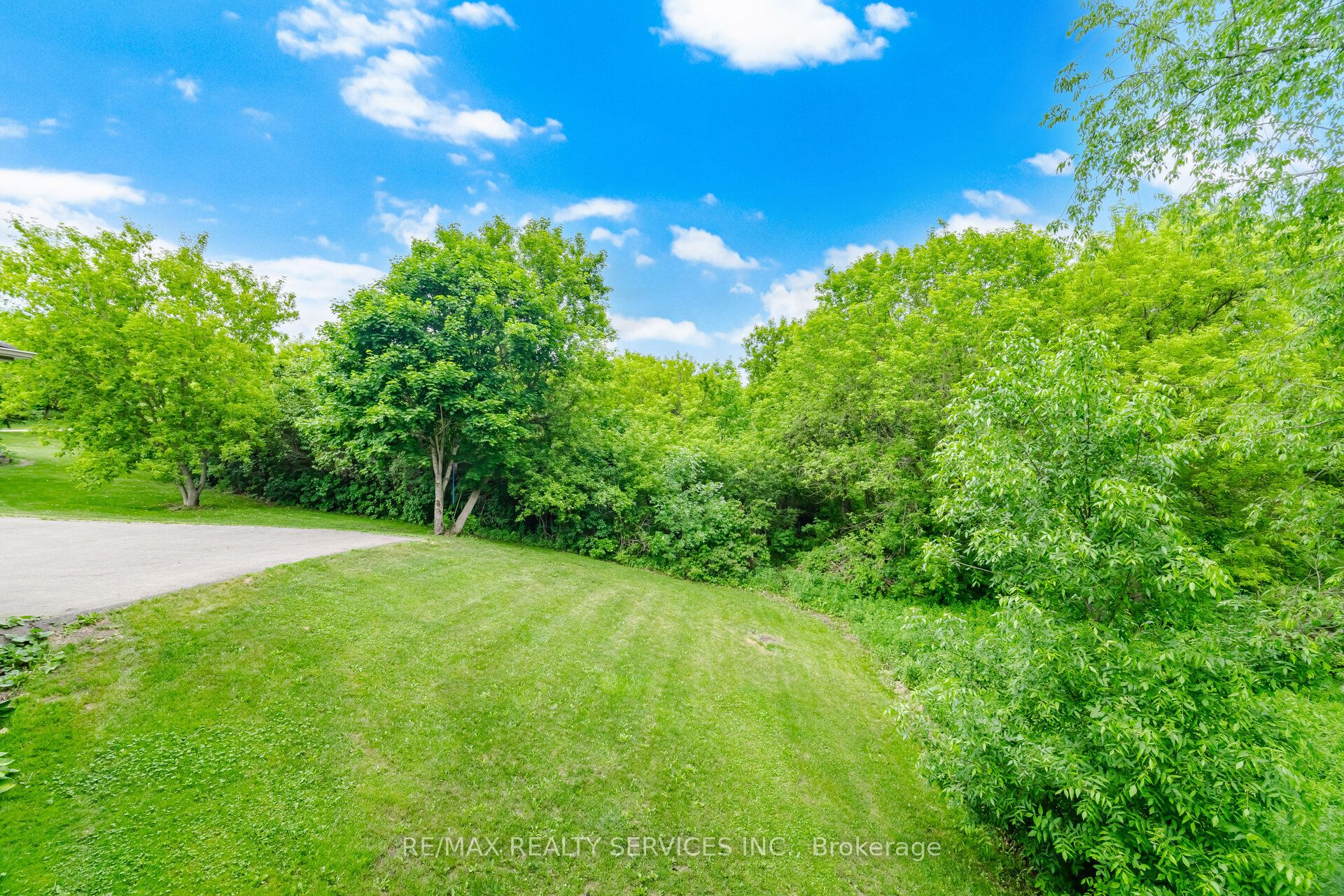 3 Valley Hill Drive Property Photo 43