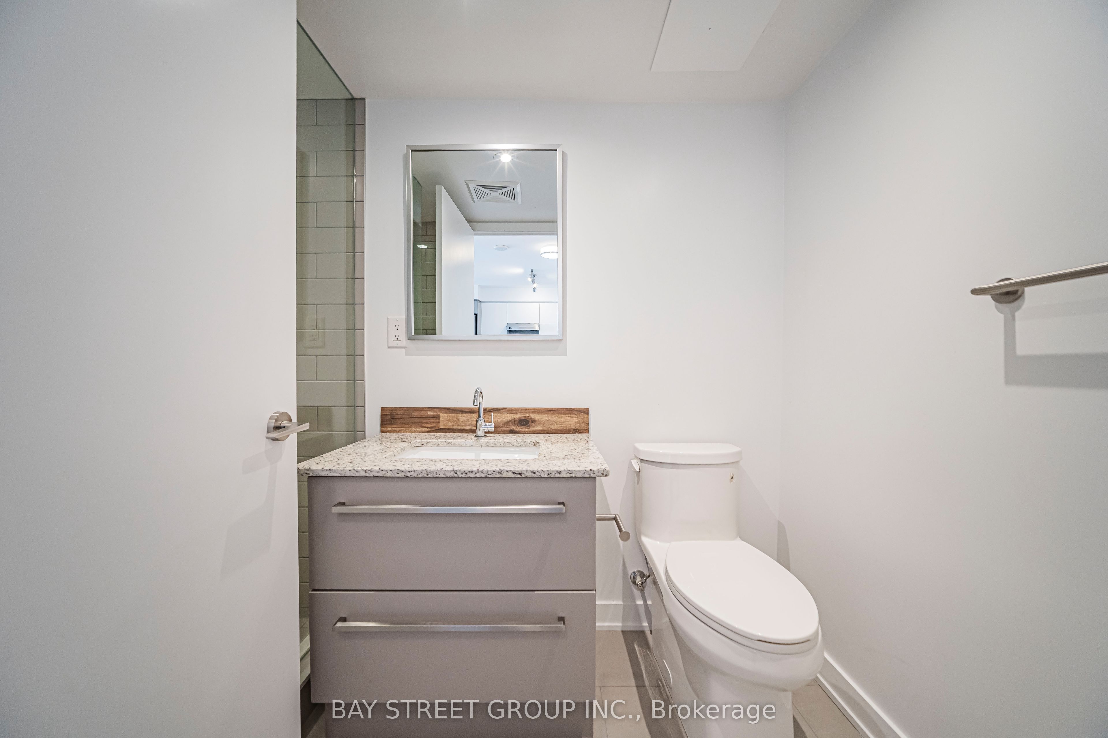 160 Flemington Road 1020 Property Photo 16