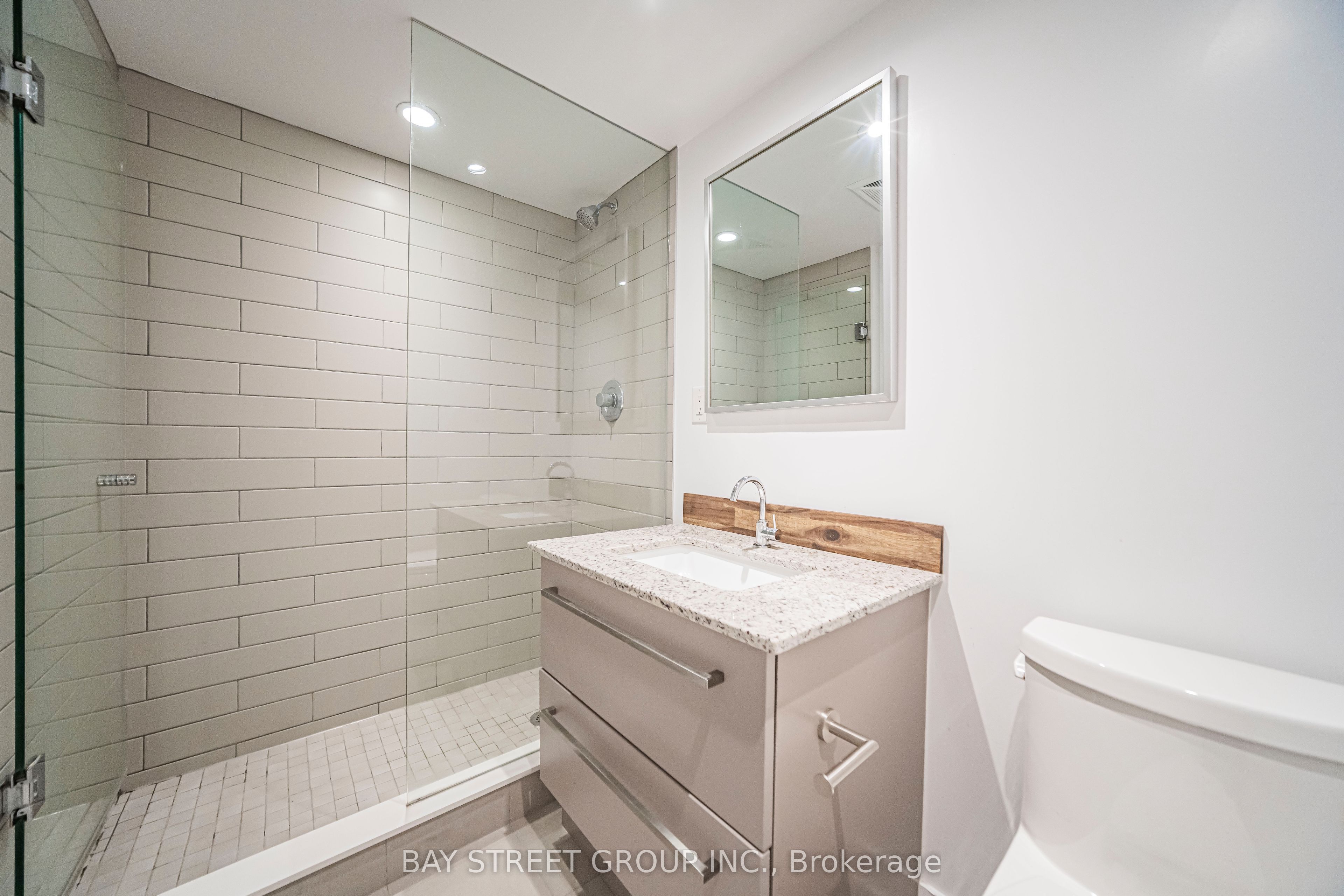 160 Flemington Road 1020 Property Photo 18