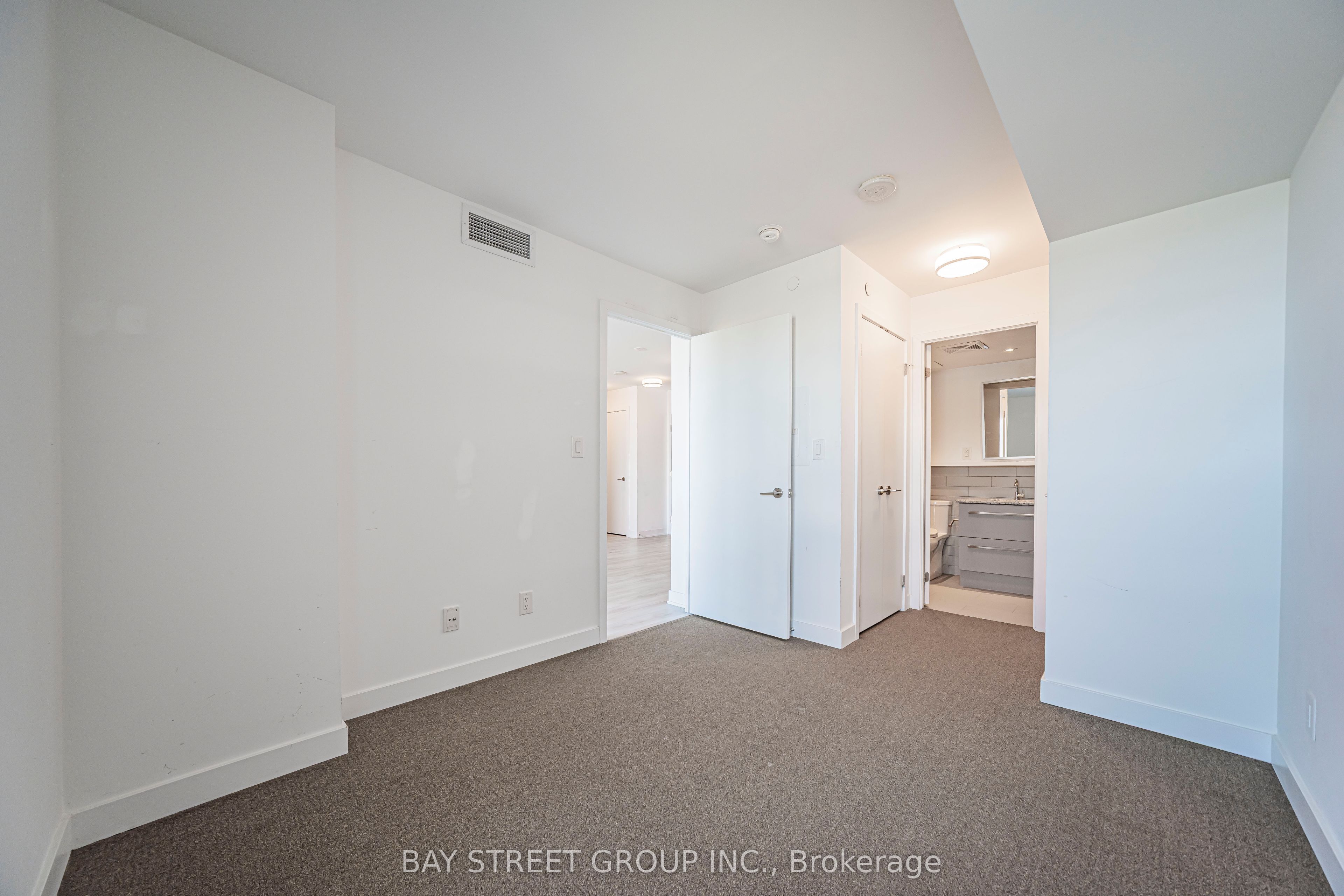 160 Flemington Road 1020 Property Photo 37