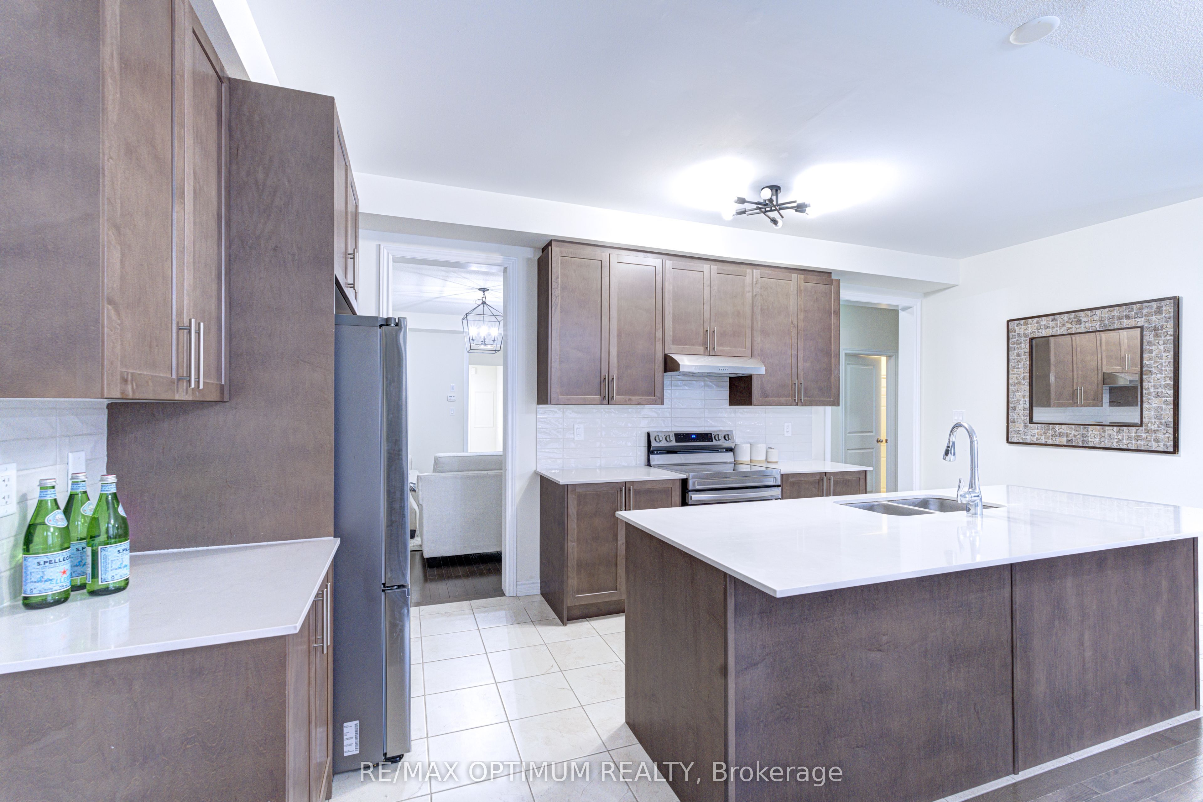 46 Eastman Drive Property Photo 15