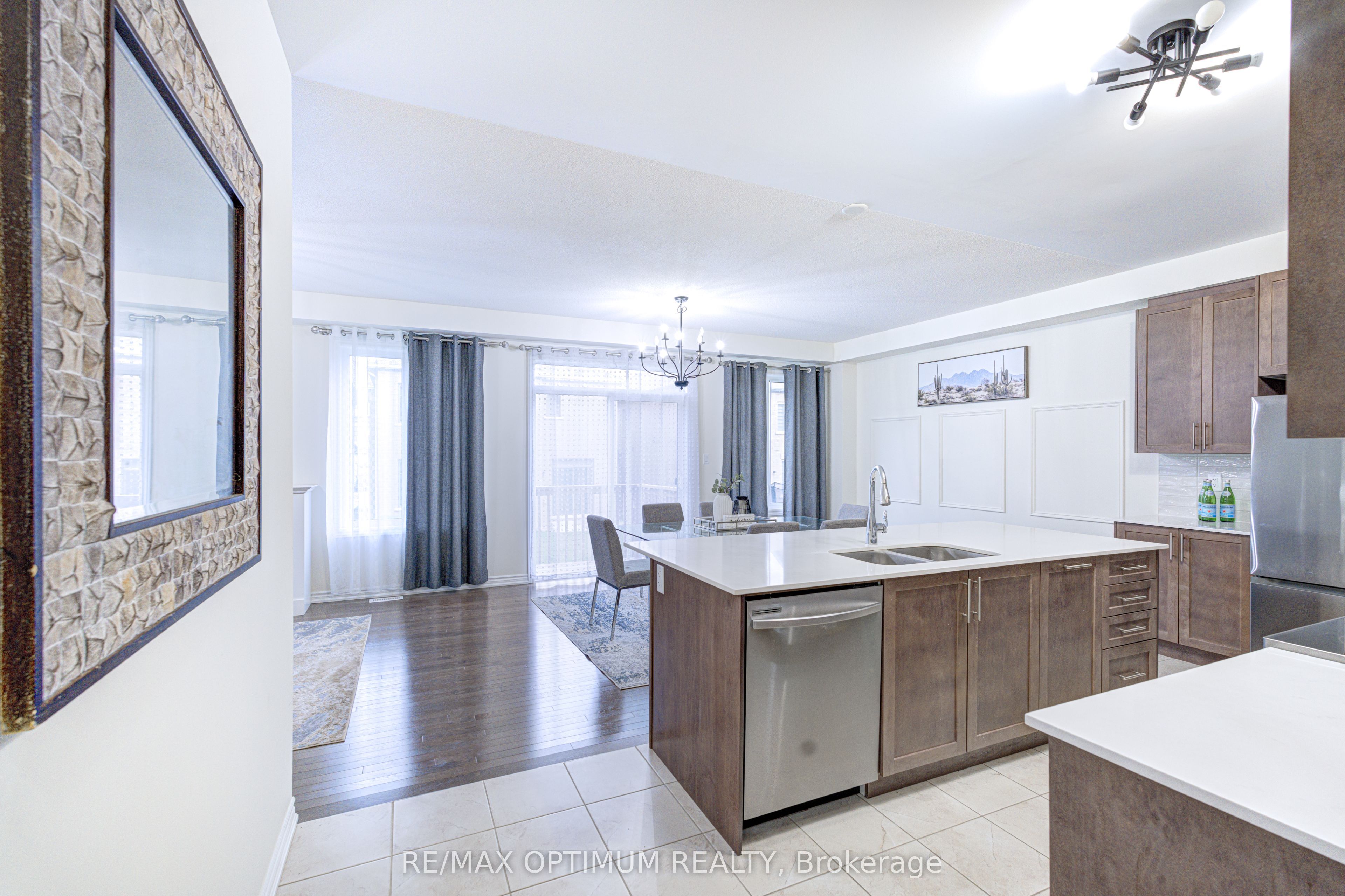 46 Eastman Drive Property Photo 16