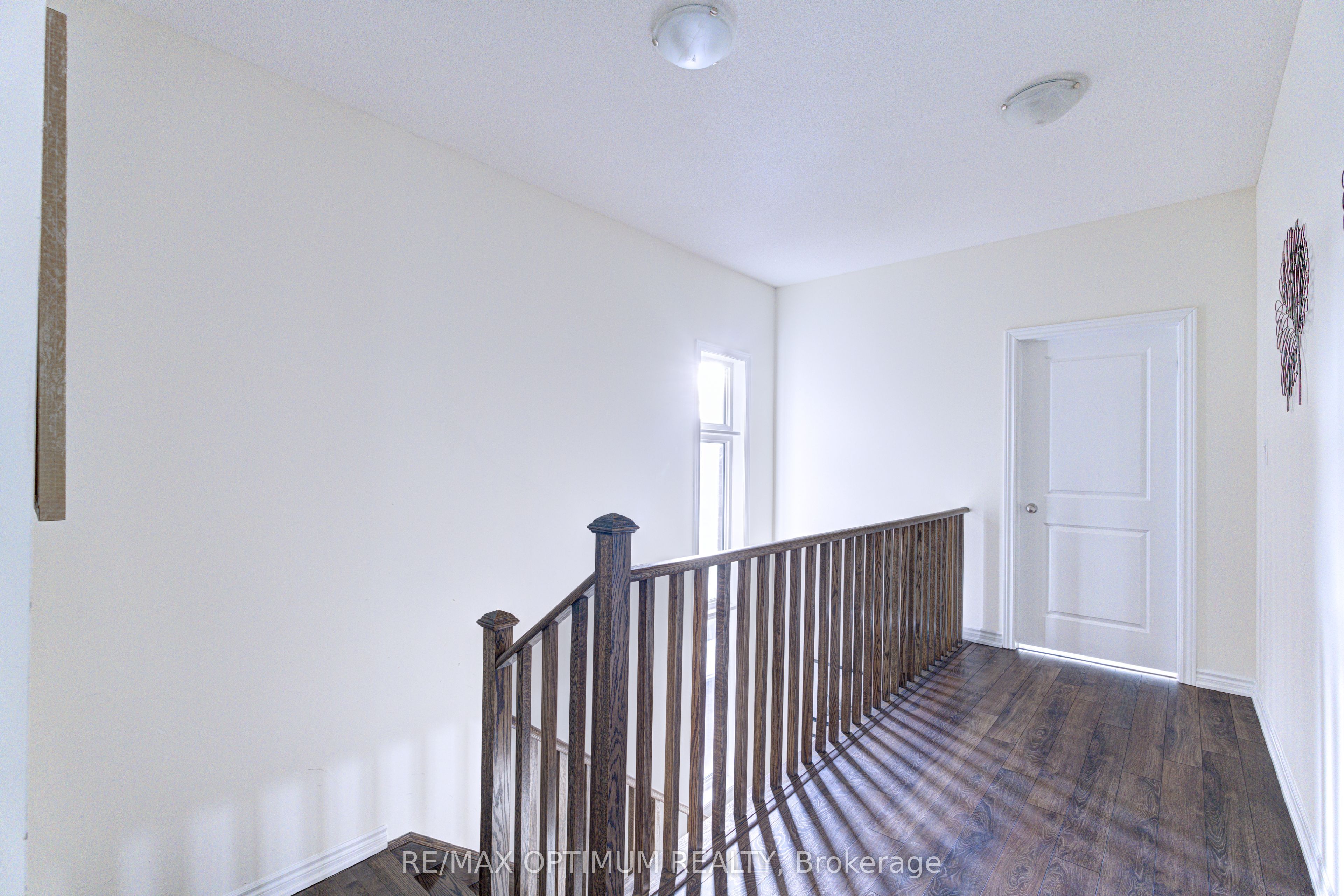 46 Eastman Drive Property Photo 32