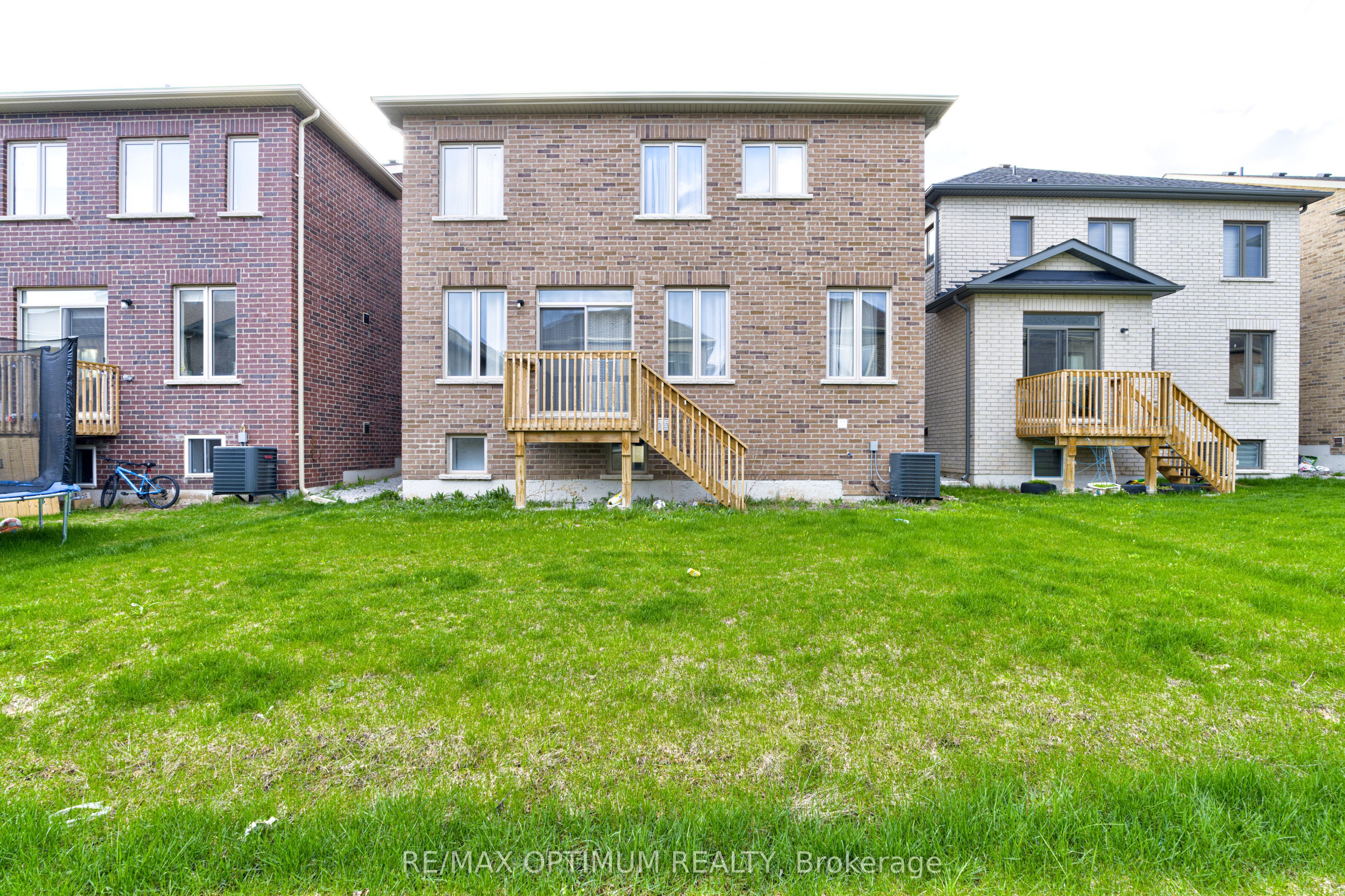 46 Eastman Drive Property Photo 48