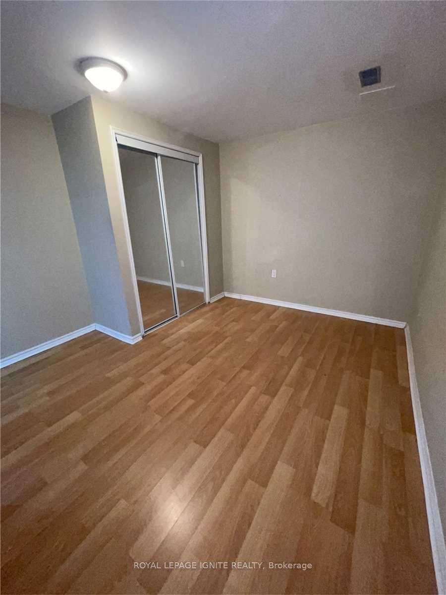 84 Don Minaker Drive Property Photo 8