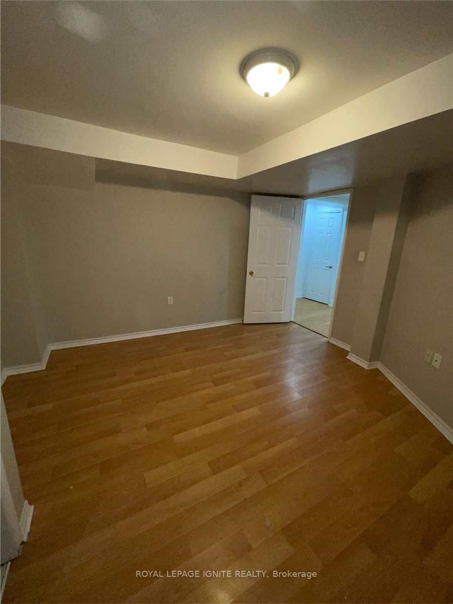 84 Don Minaker Drive Property Photo 9
