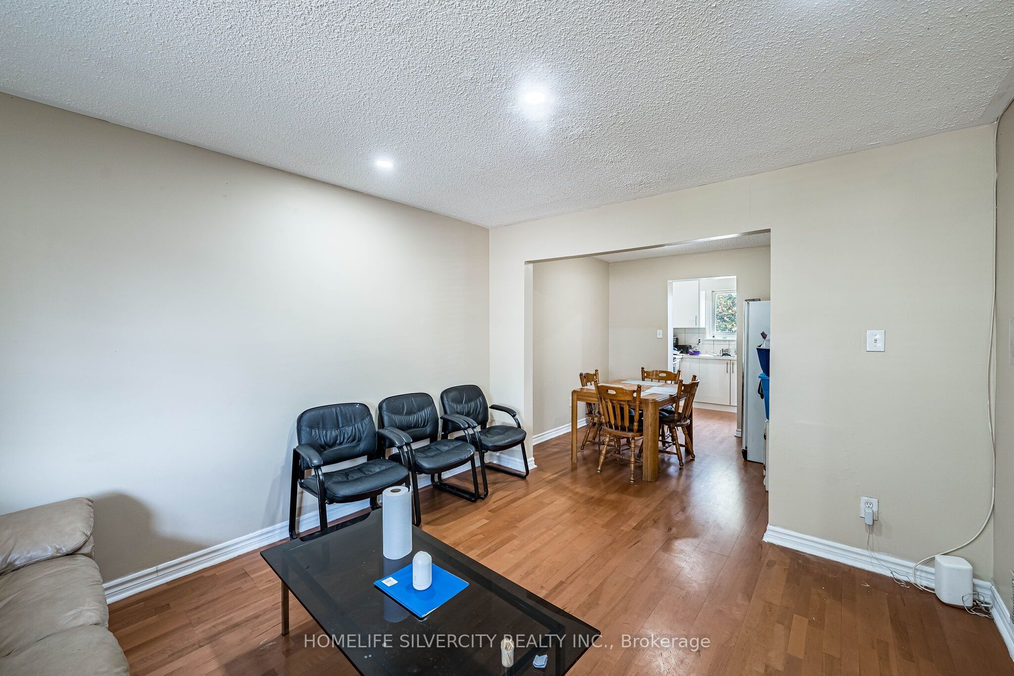7635 Anaka Drive Property Photo 11