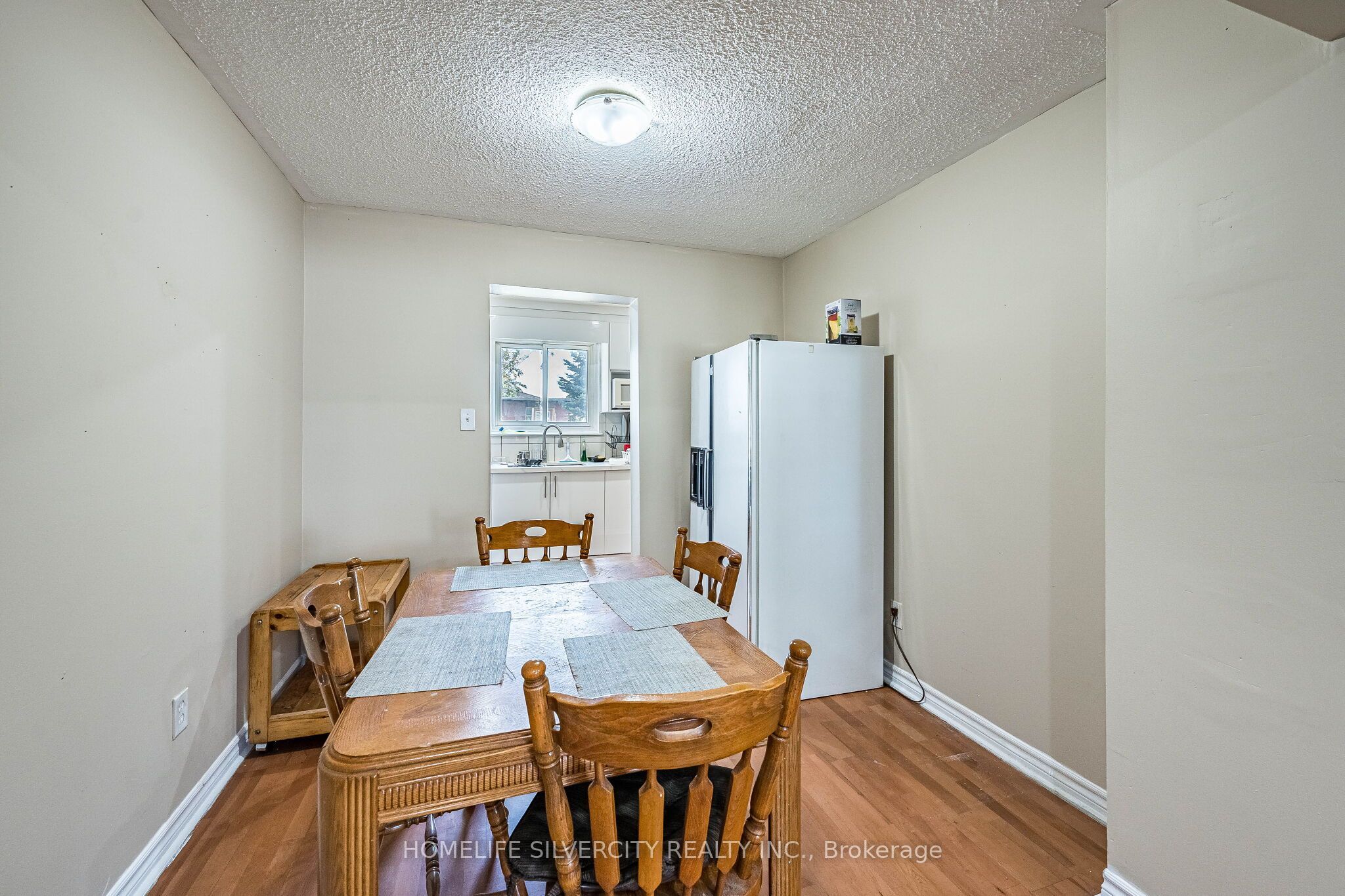 7635 Anaka Drive Property Photo 12