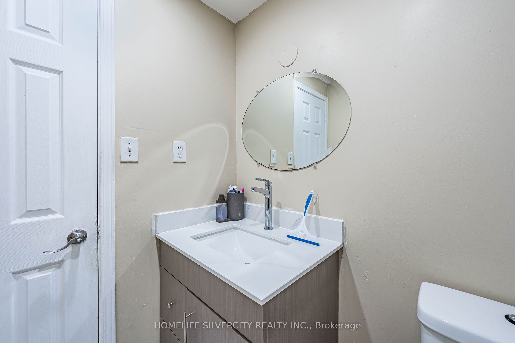 7635 Anaka Drive Property Photo 34