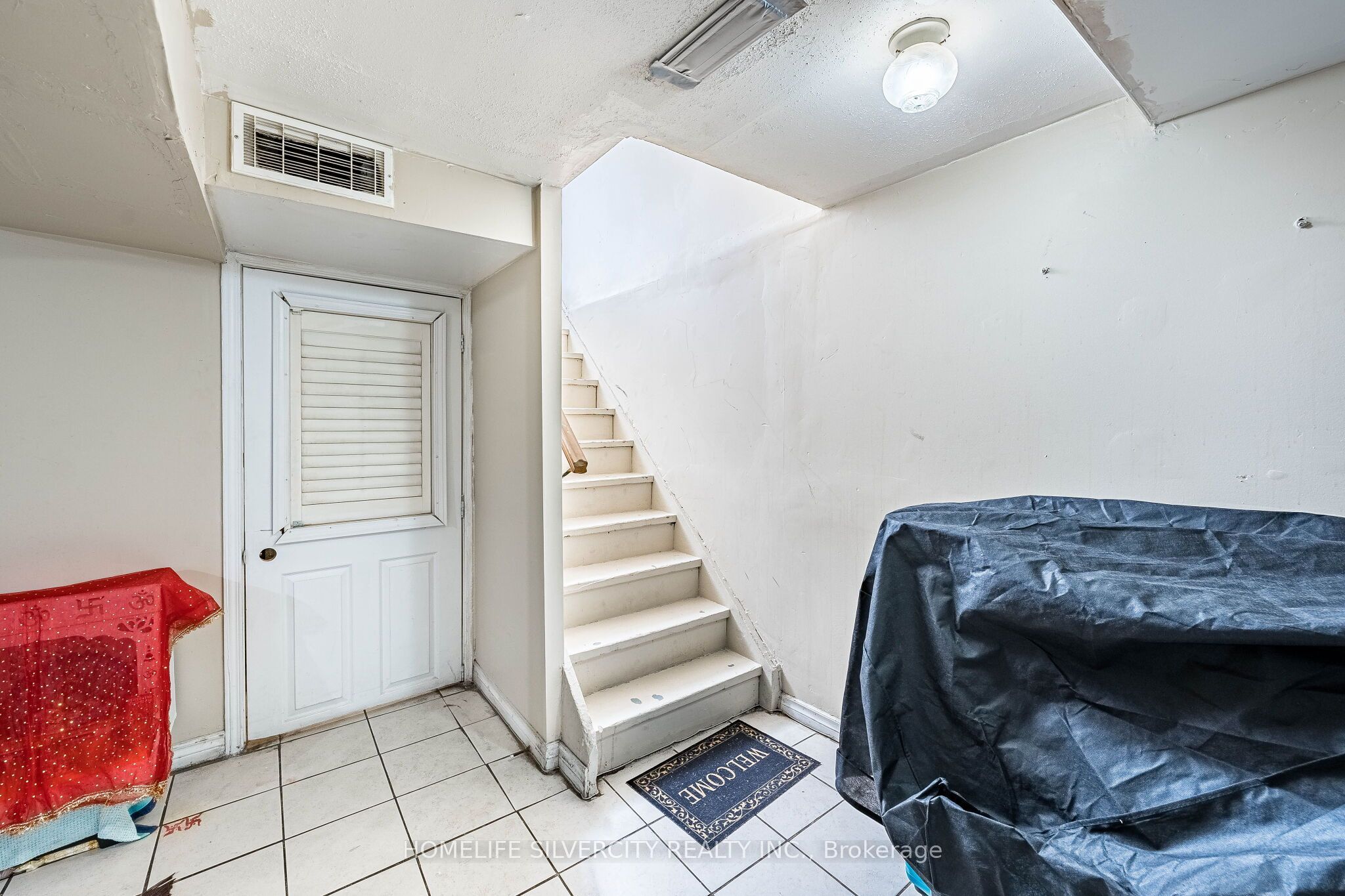 7635 Anaka Drive Property Photo 35