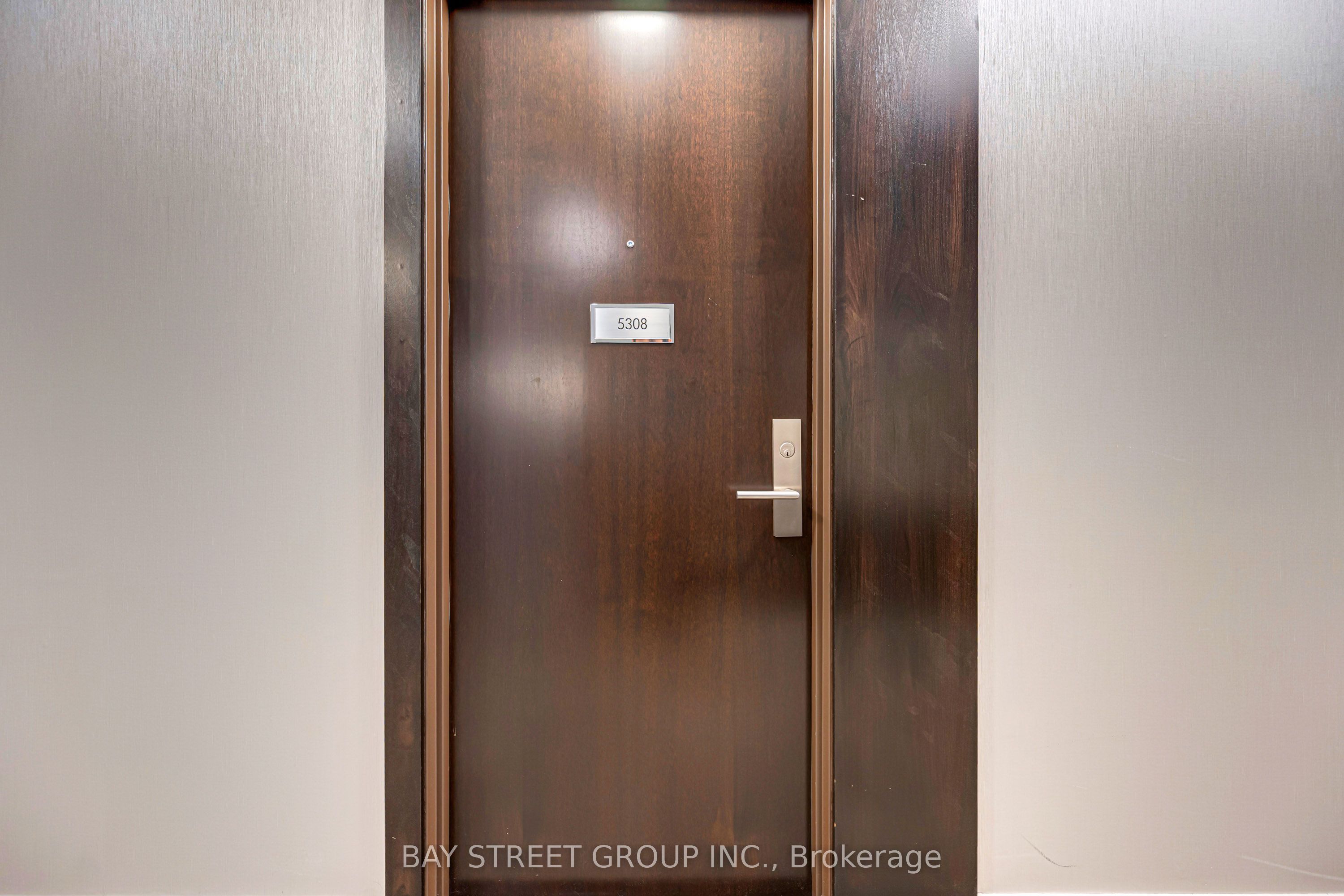 60 Absolute Avenue 5308 Property Photo 6