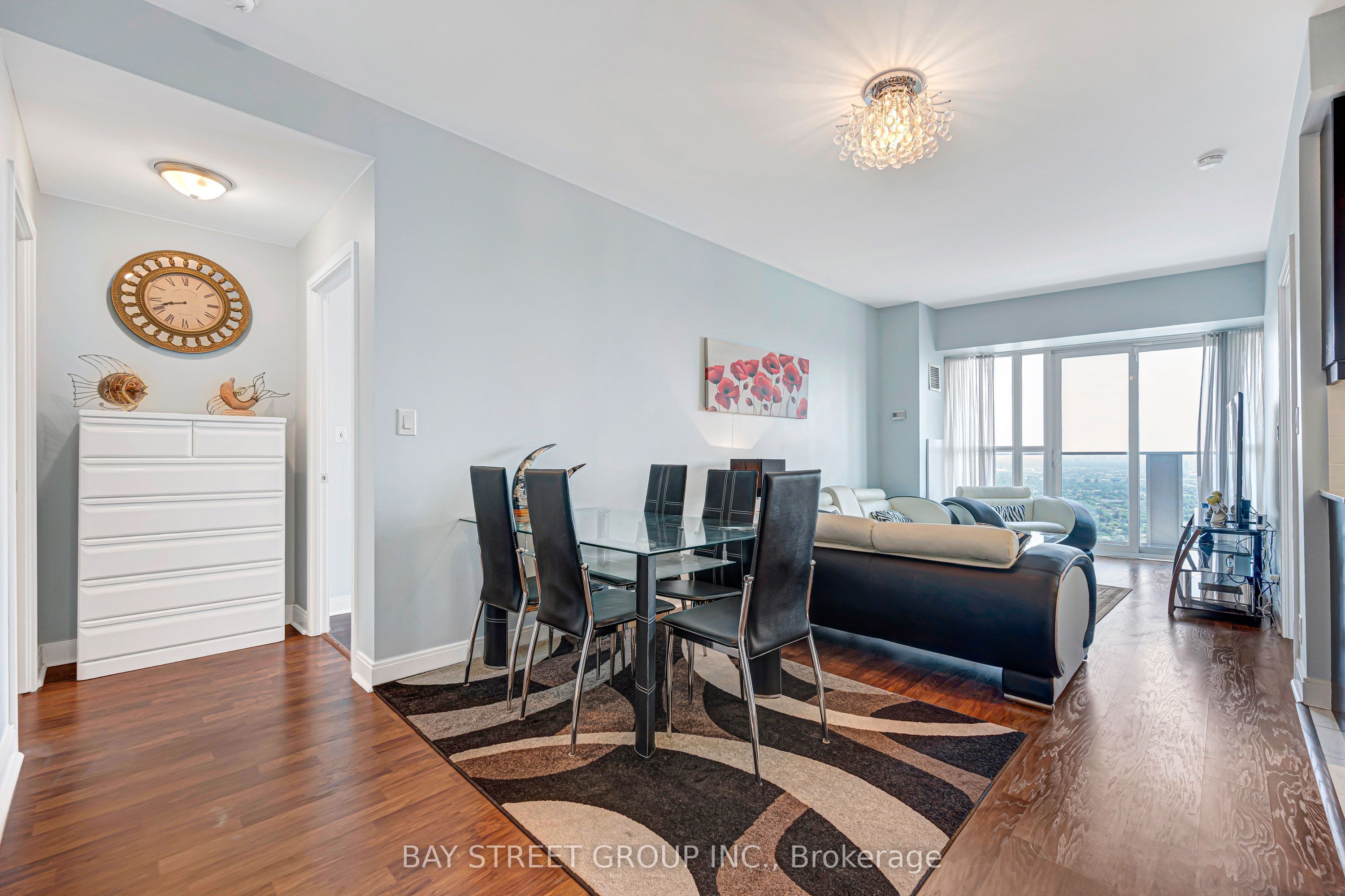 60 Absolute Avenue 5308 Property Photo 8