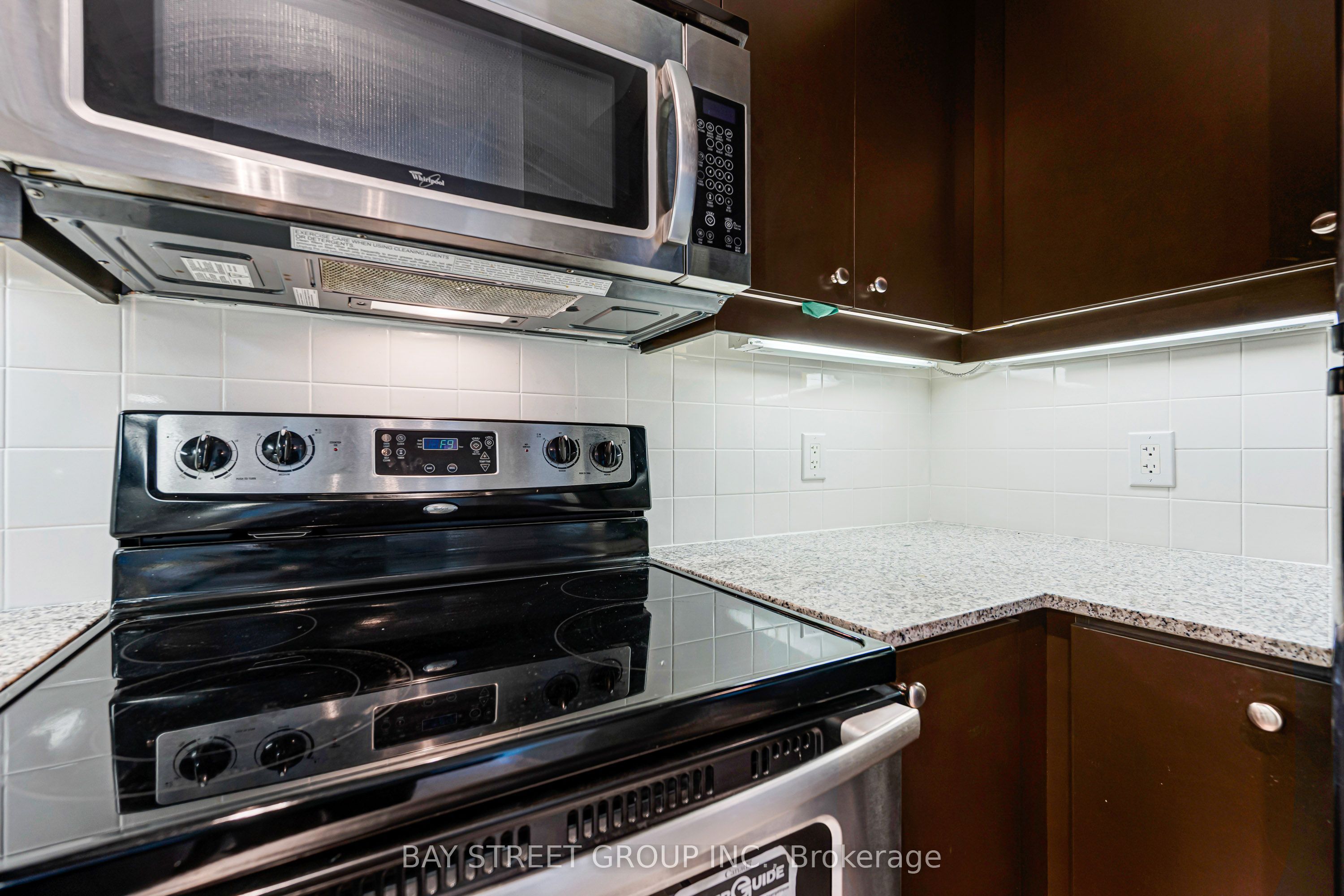 60 Absolute Avenue 5308 Property Photo 15