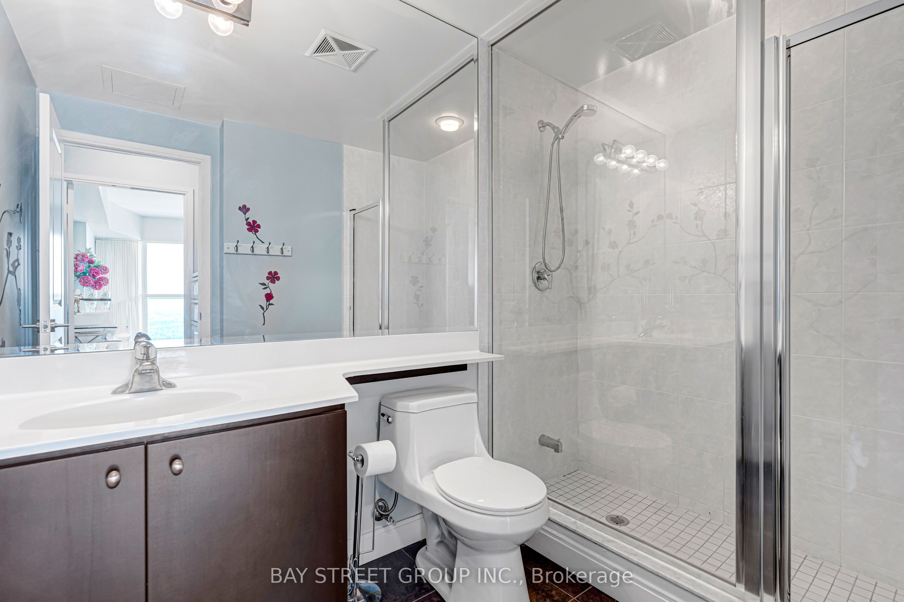 60 Absolute Avenue 5308 Property Photo 18