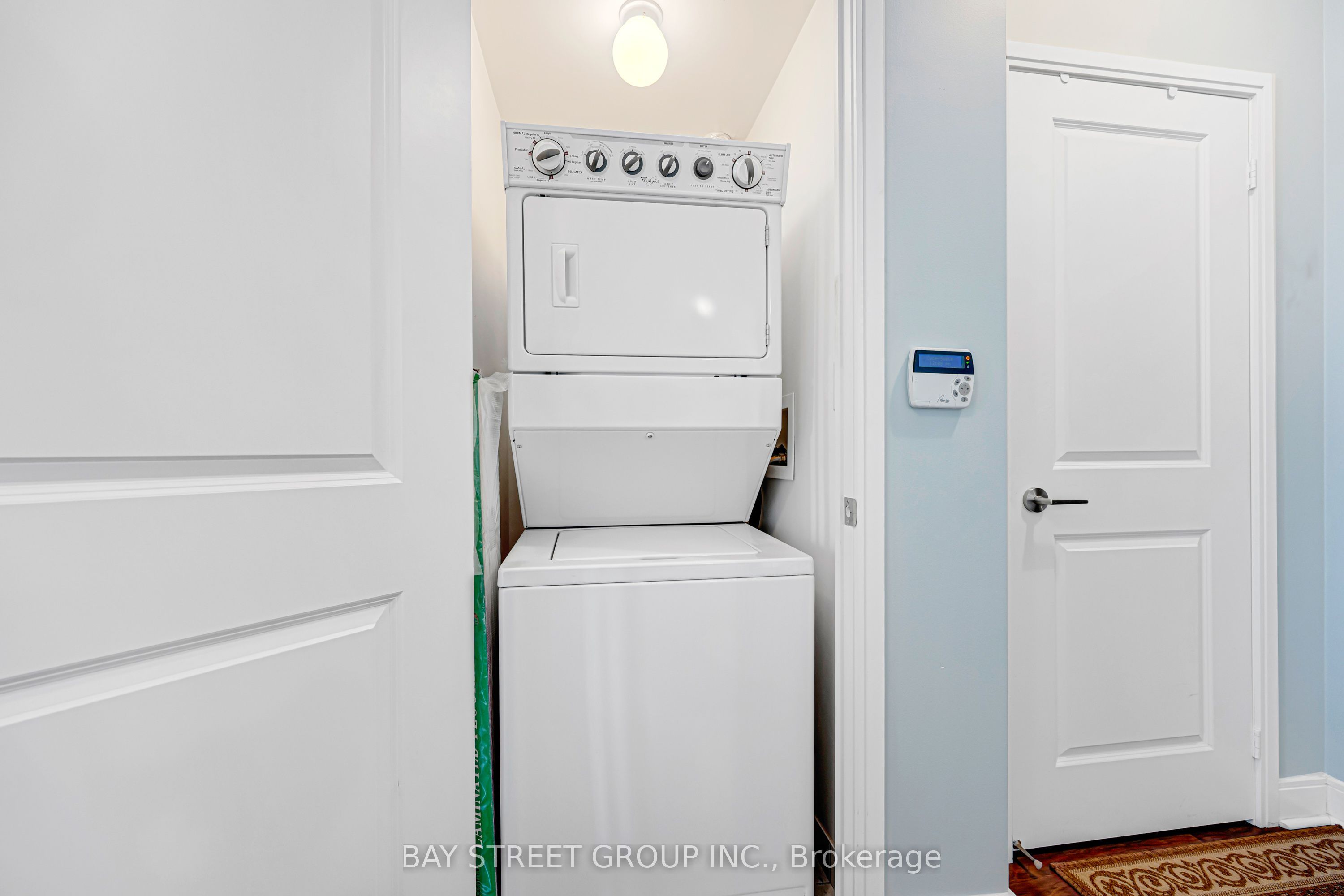 60 Absolute Avenue 5308 Property Photo 28
