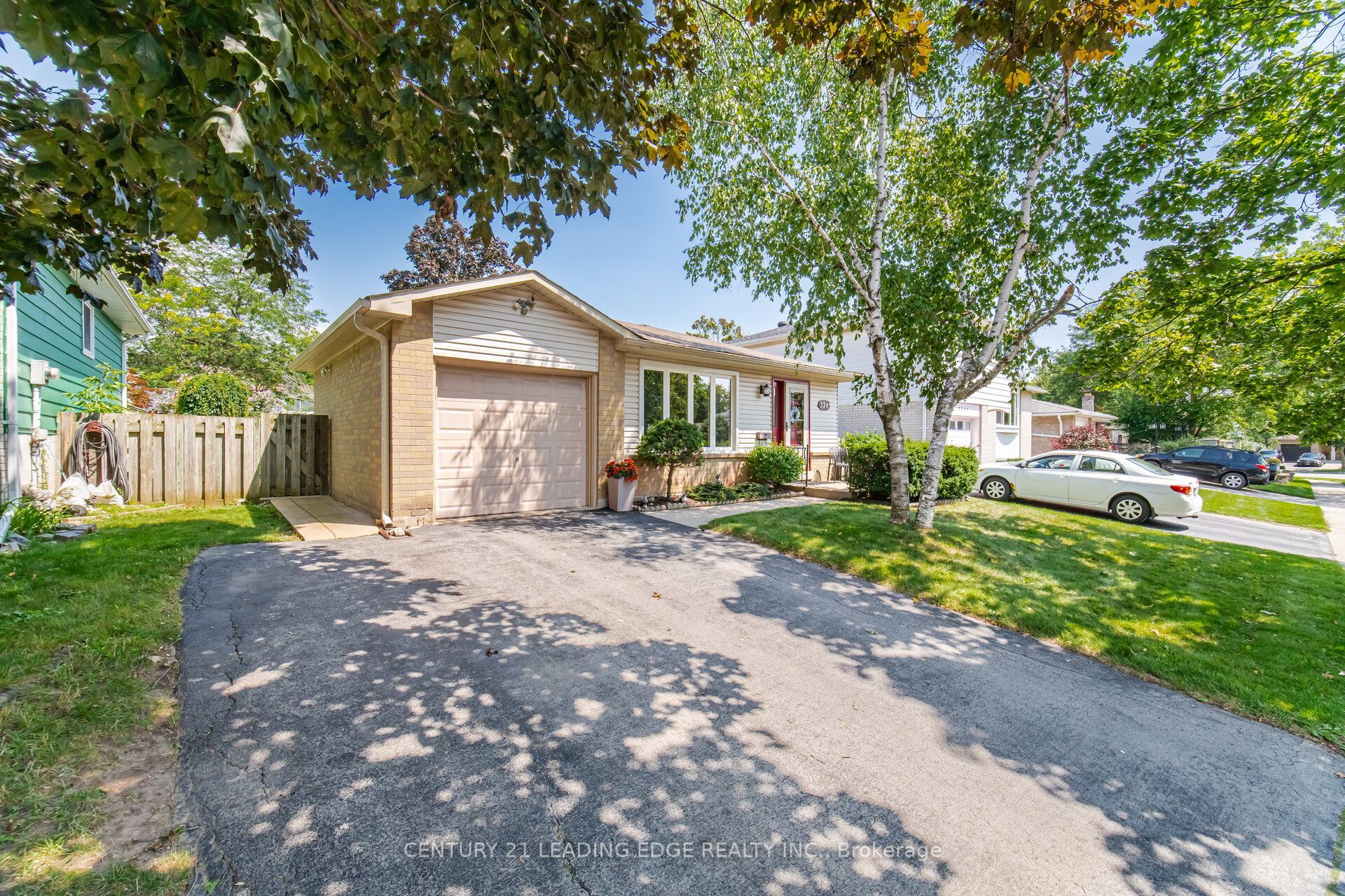 3245 Lansdown Drive Property Photo 1