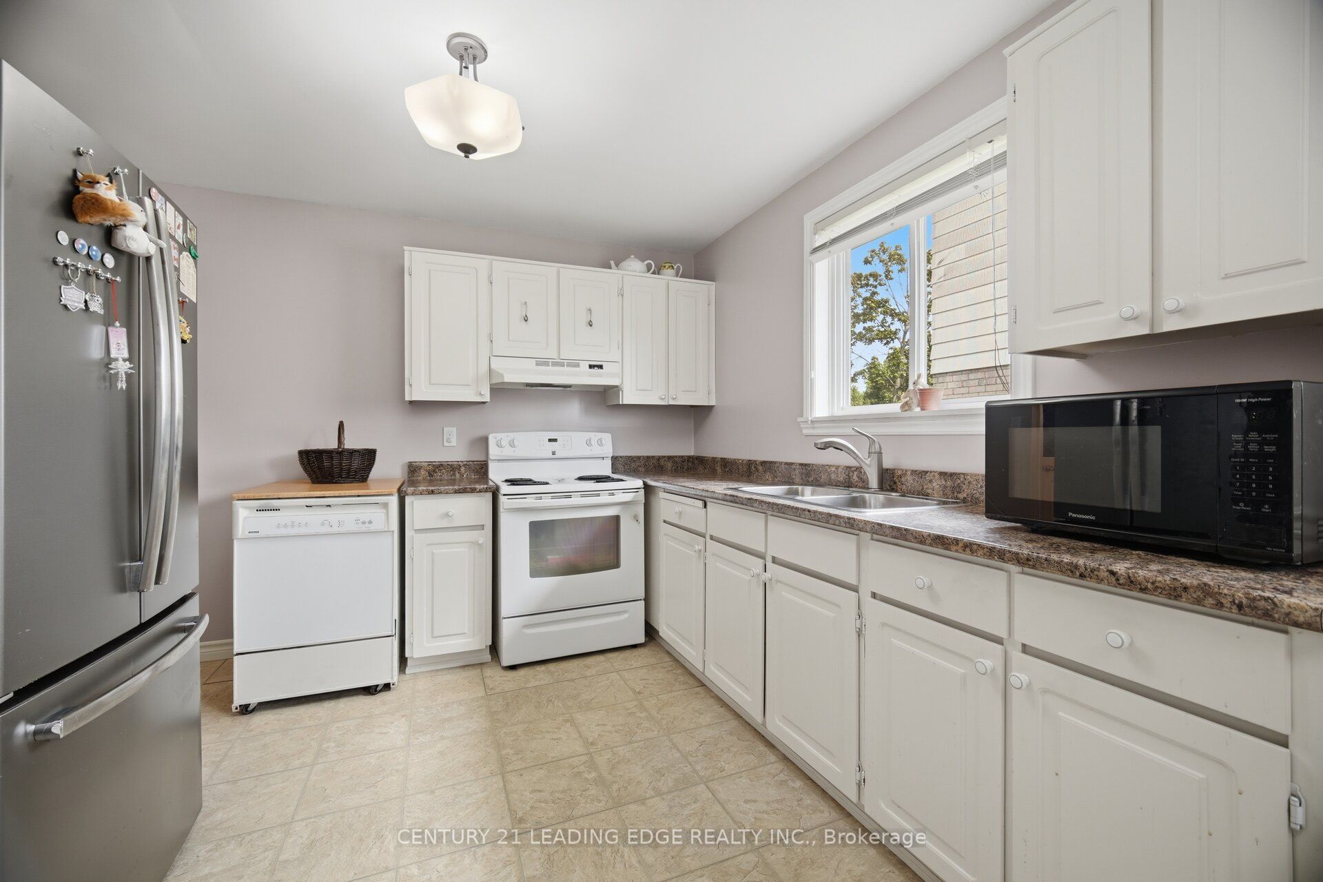3245 Lansdown Drive Property Photo 14