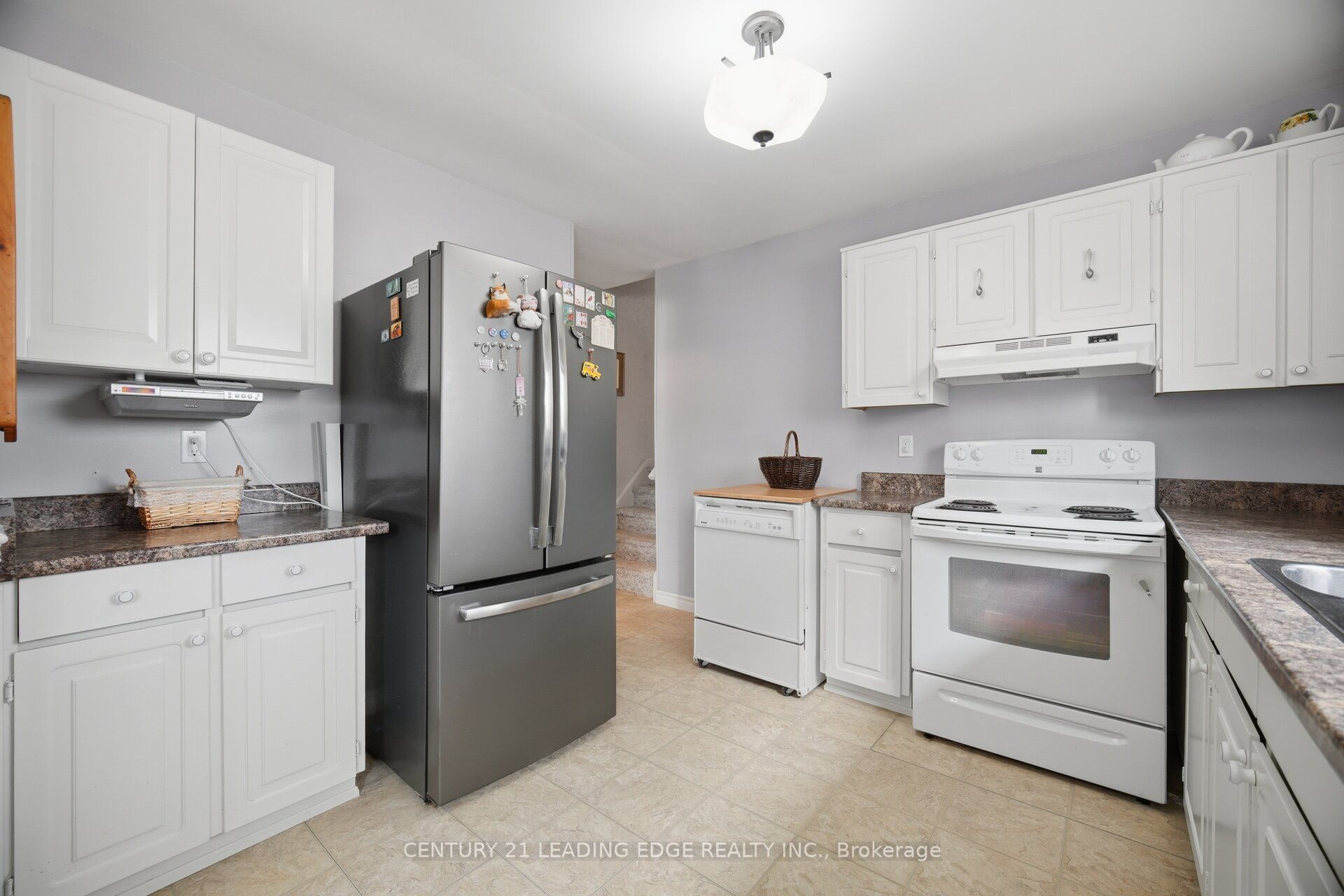 3245 Lansdown Drive Property Photo 15