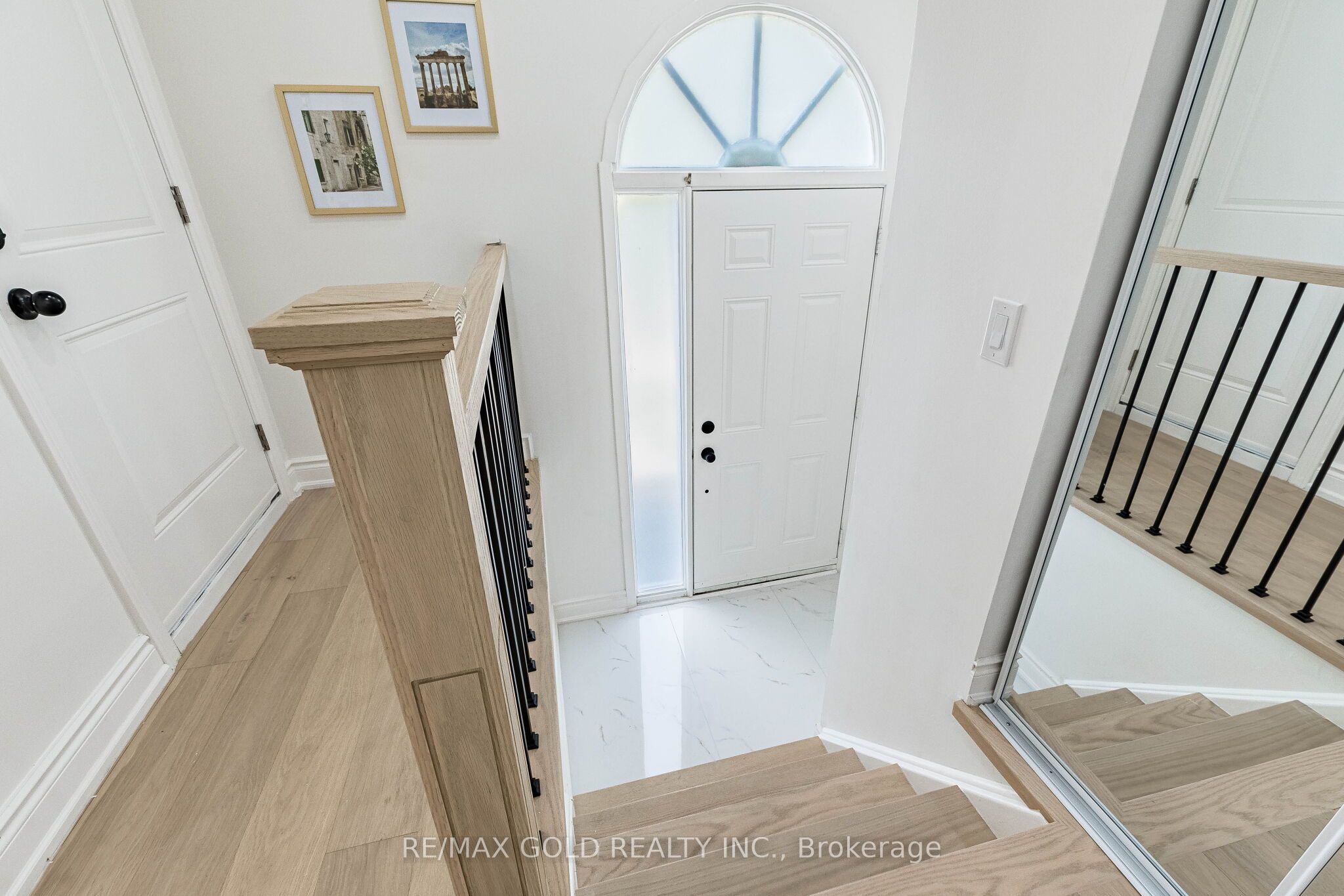 124 Banting Crescent Property Photo 5