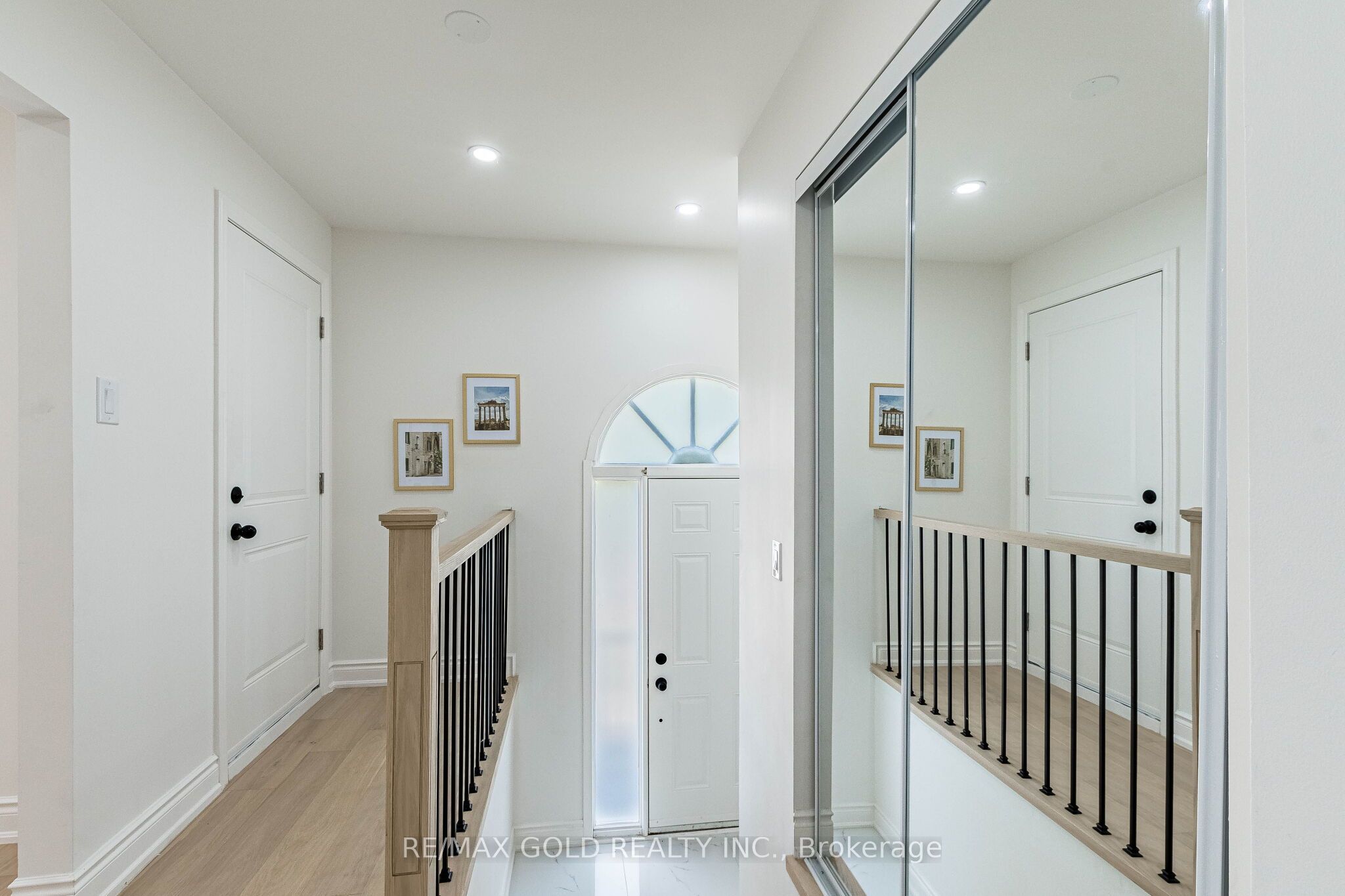 124 Banting Crescent Property Photo 6