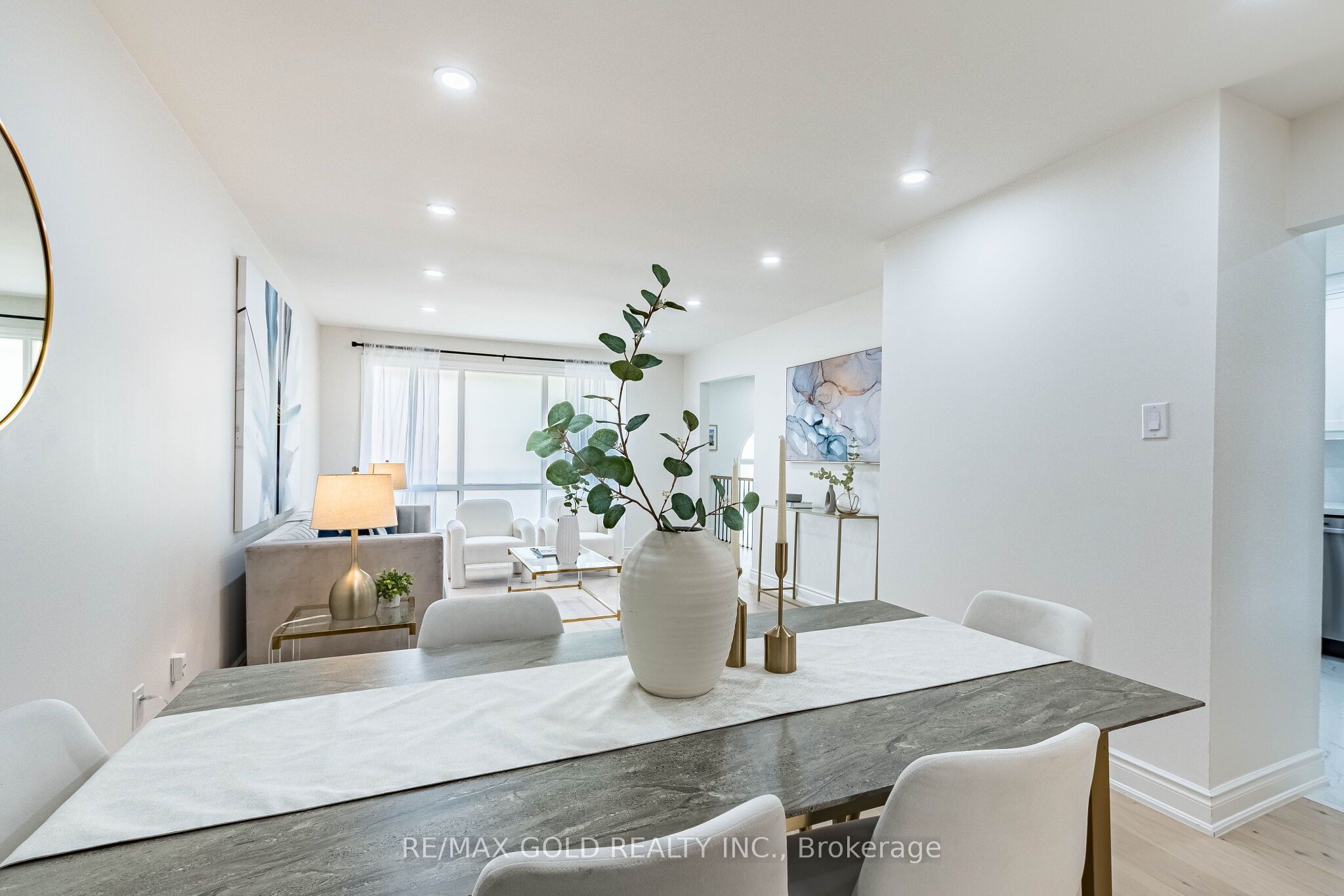 124 Banting Crescent Property Photo 11