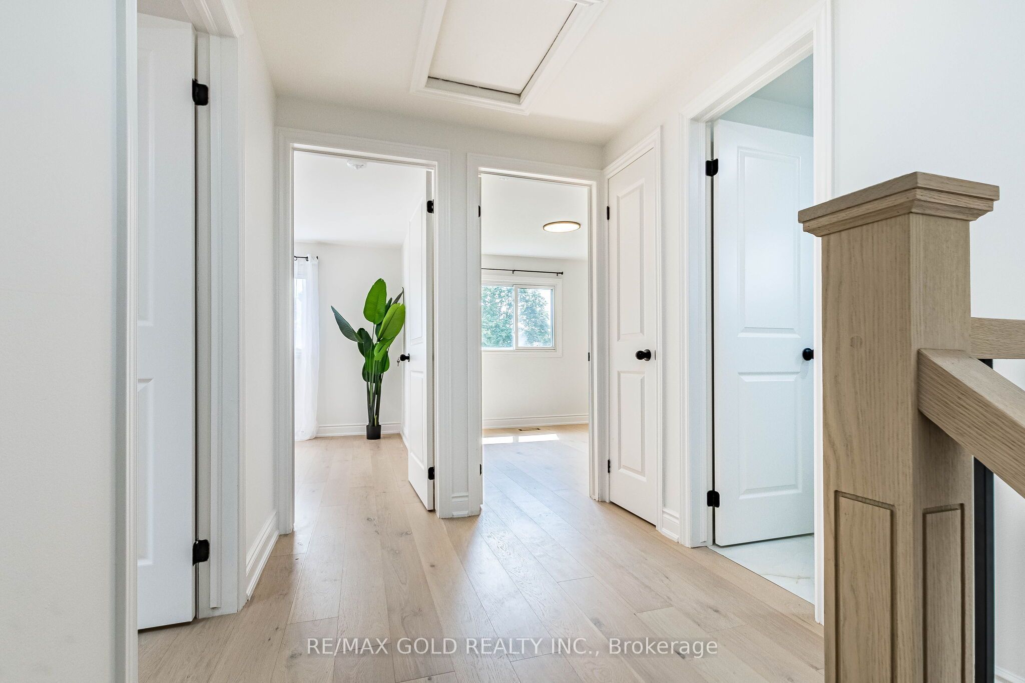 124 Banting Crescent Property Photo 24