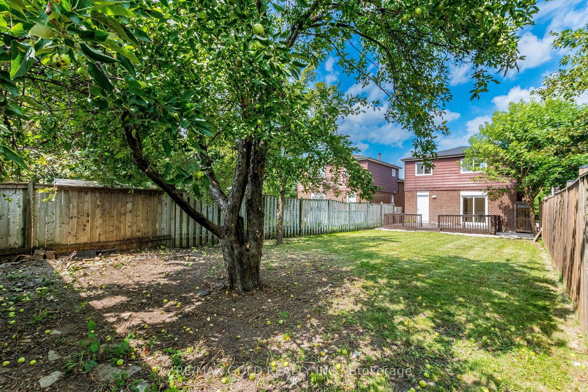 124 Banting Crescent Property Photo 41