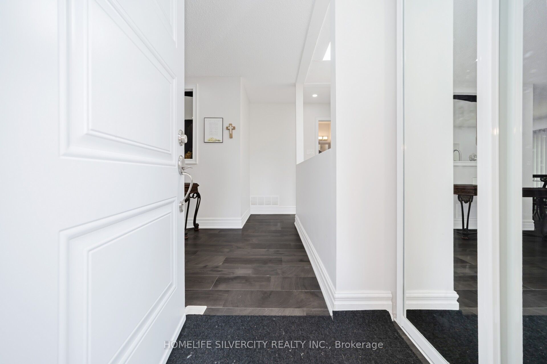 3 Hapsburg Square Property Photo 6