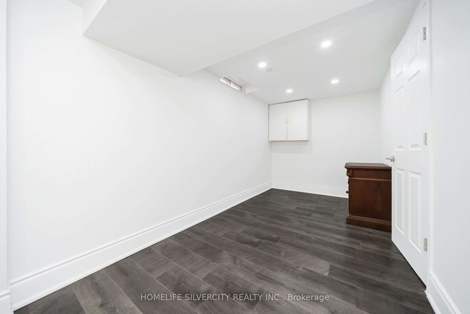 3 Hapsburg Square Property Photo 34