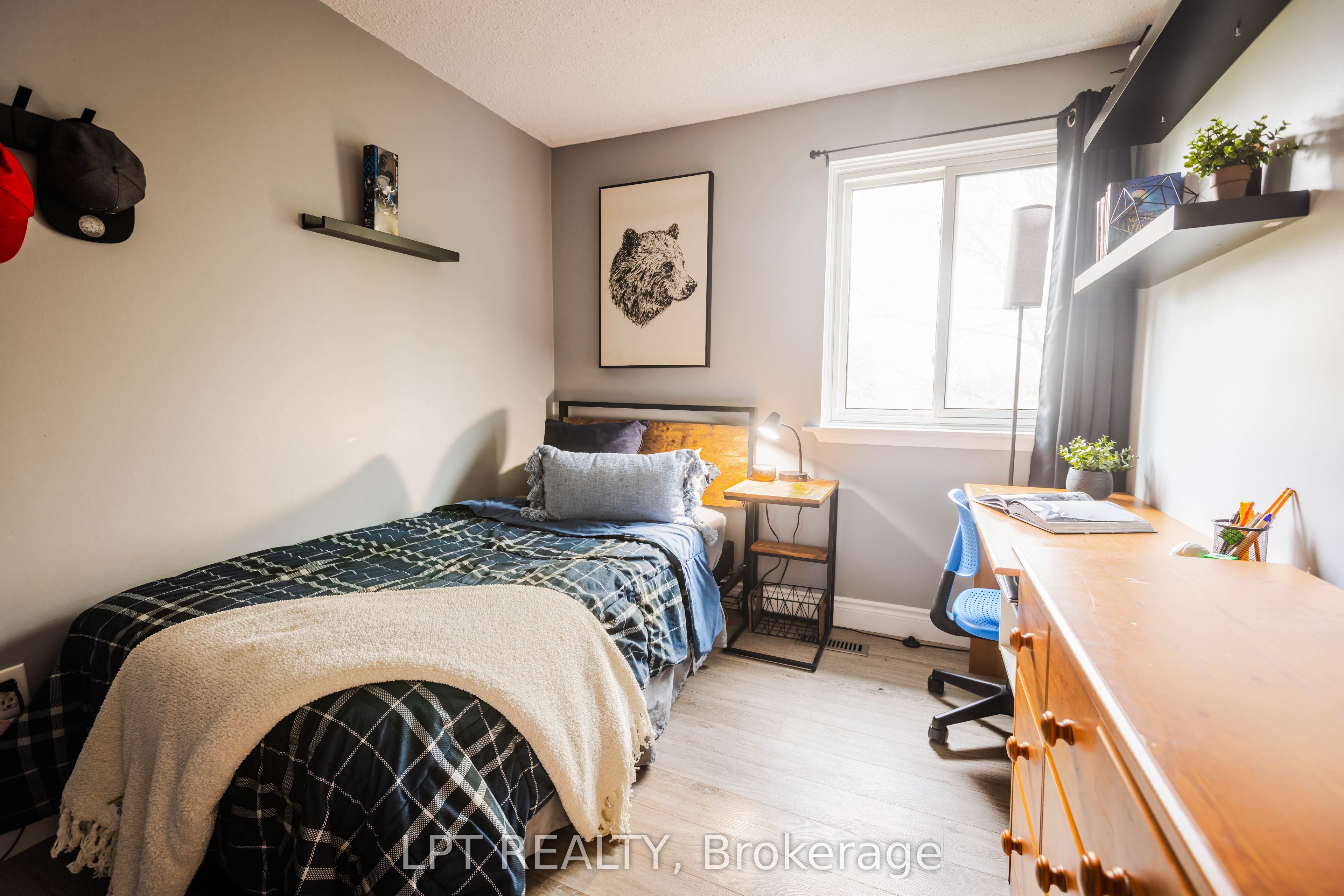 318 Laurier Avenue 3 Property Photo 14