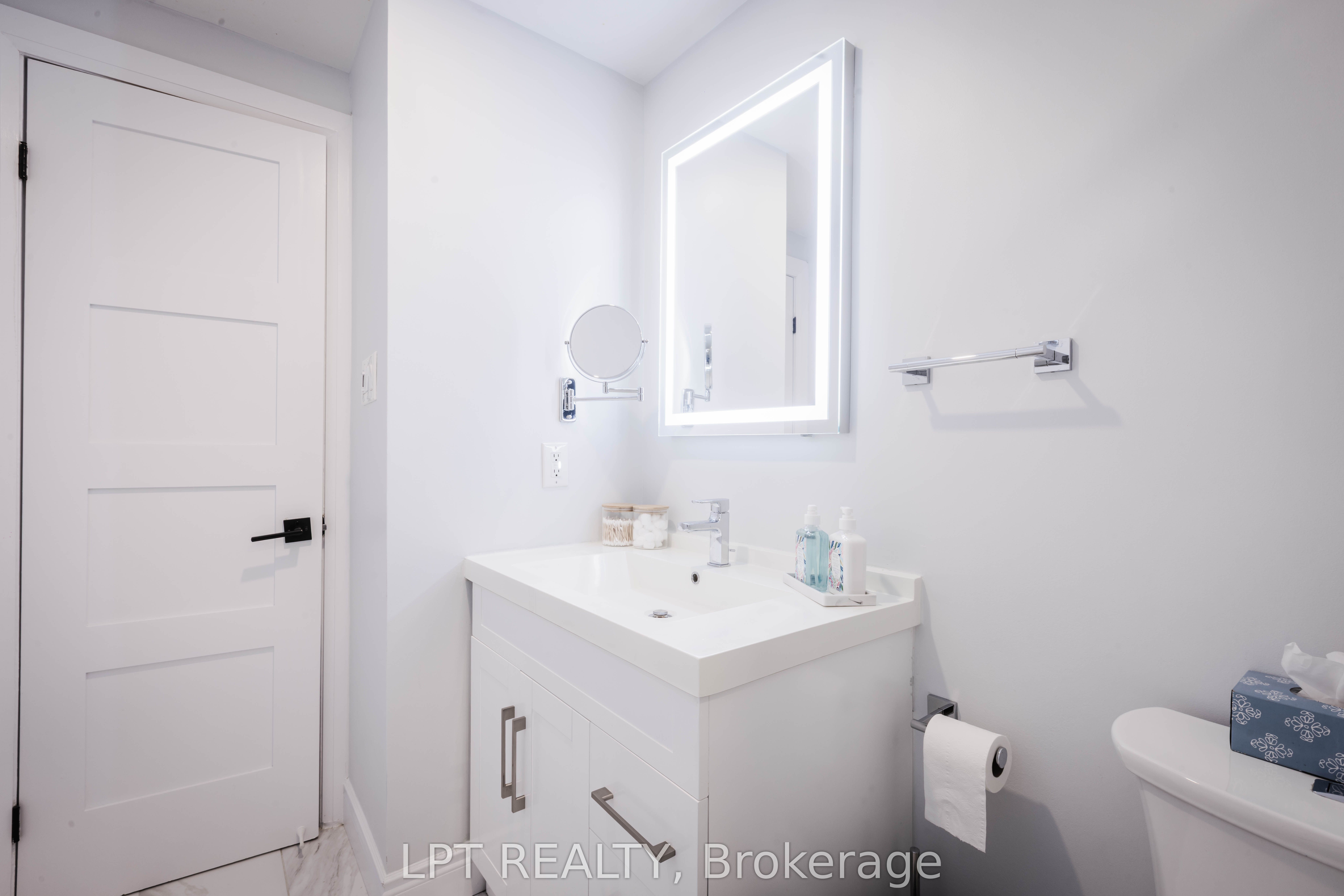 318 Laurier Avenue 3 Property Photo 15