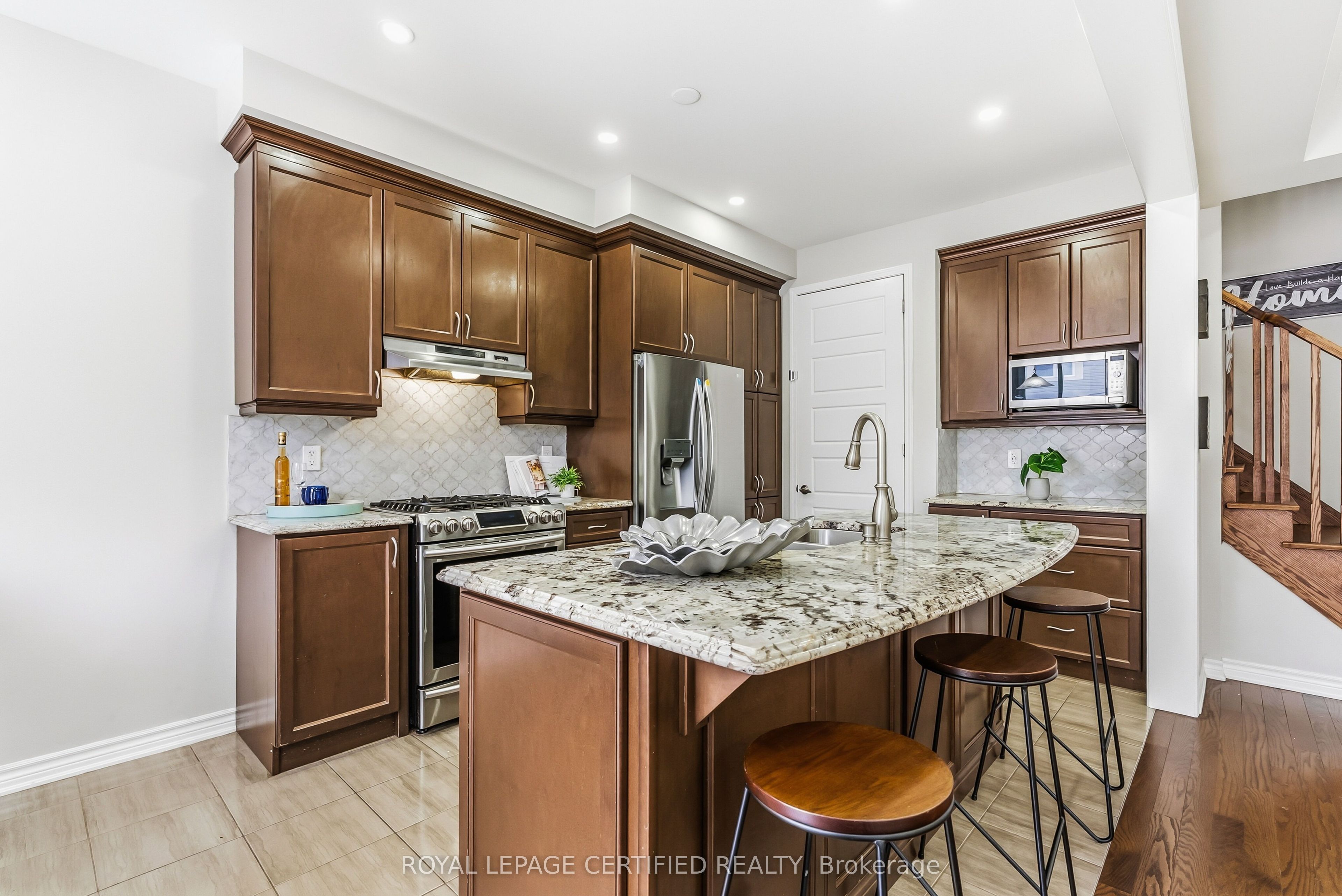 1377 Leger Way Property Photo 12