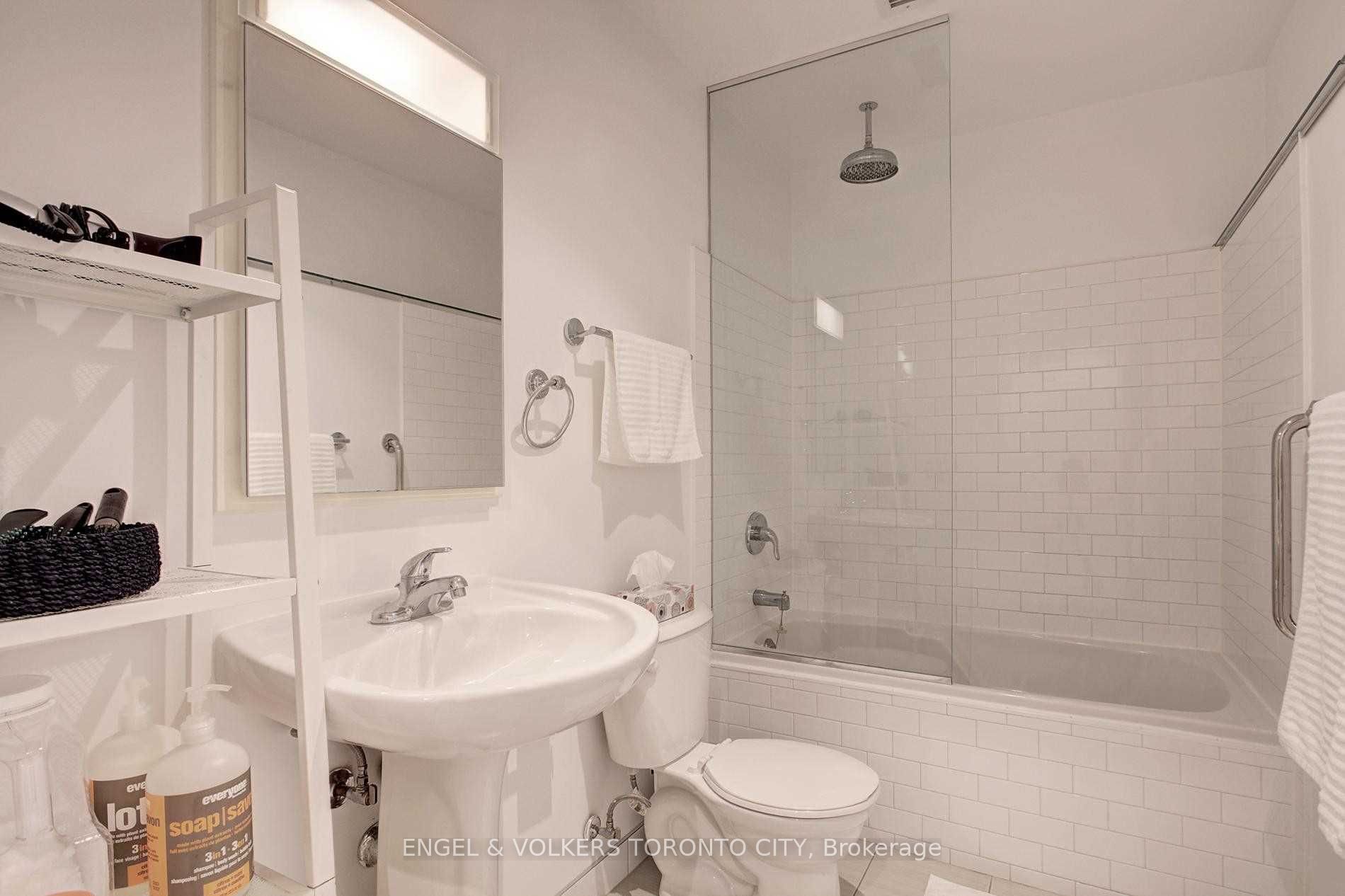 25 Ritchie Avenue 202 Property Photo 18