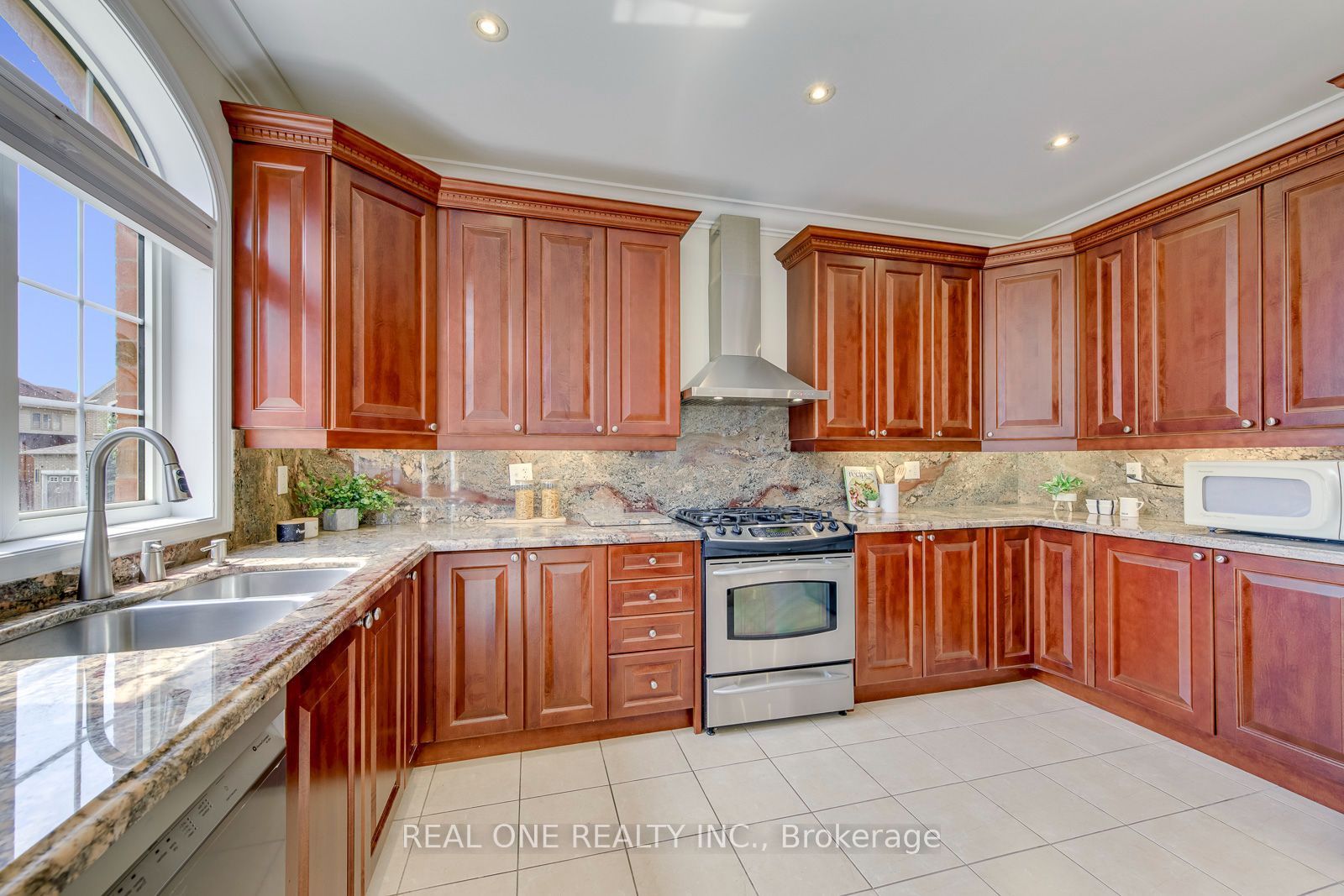2298 Salcome Drive Property Photo 19