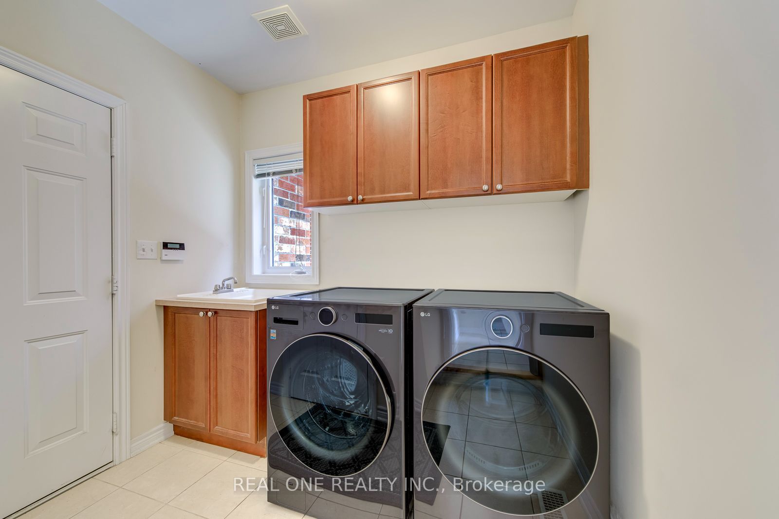 2298 Salcome Drive Property Photo 28