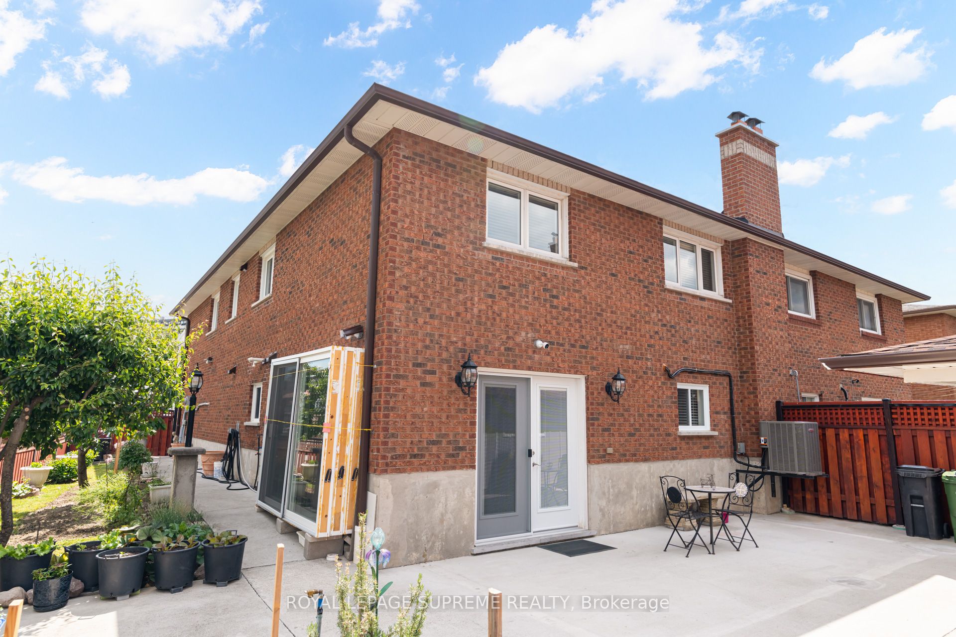 2 Dogleg Court Property Photo 32