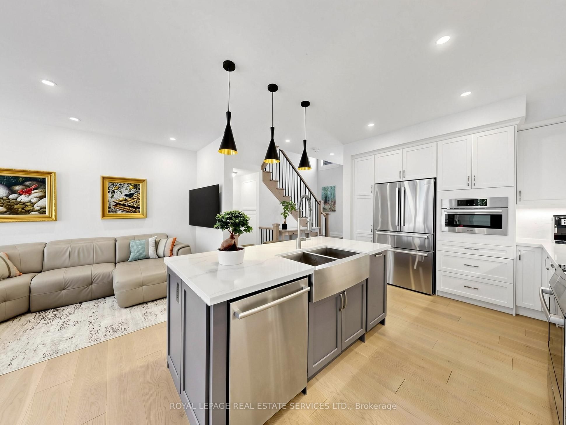 19 Summerbeam Way Property Photo 7