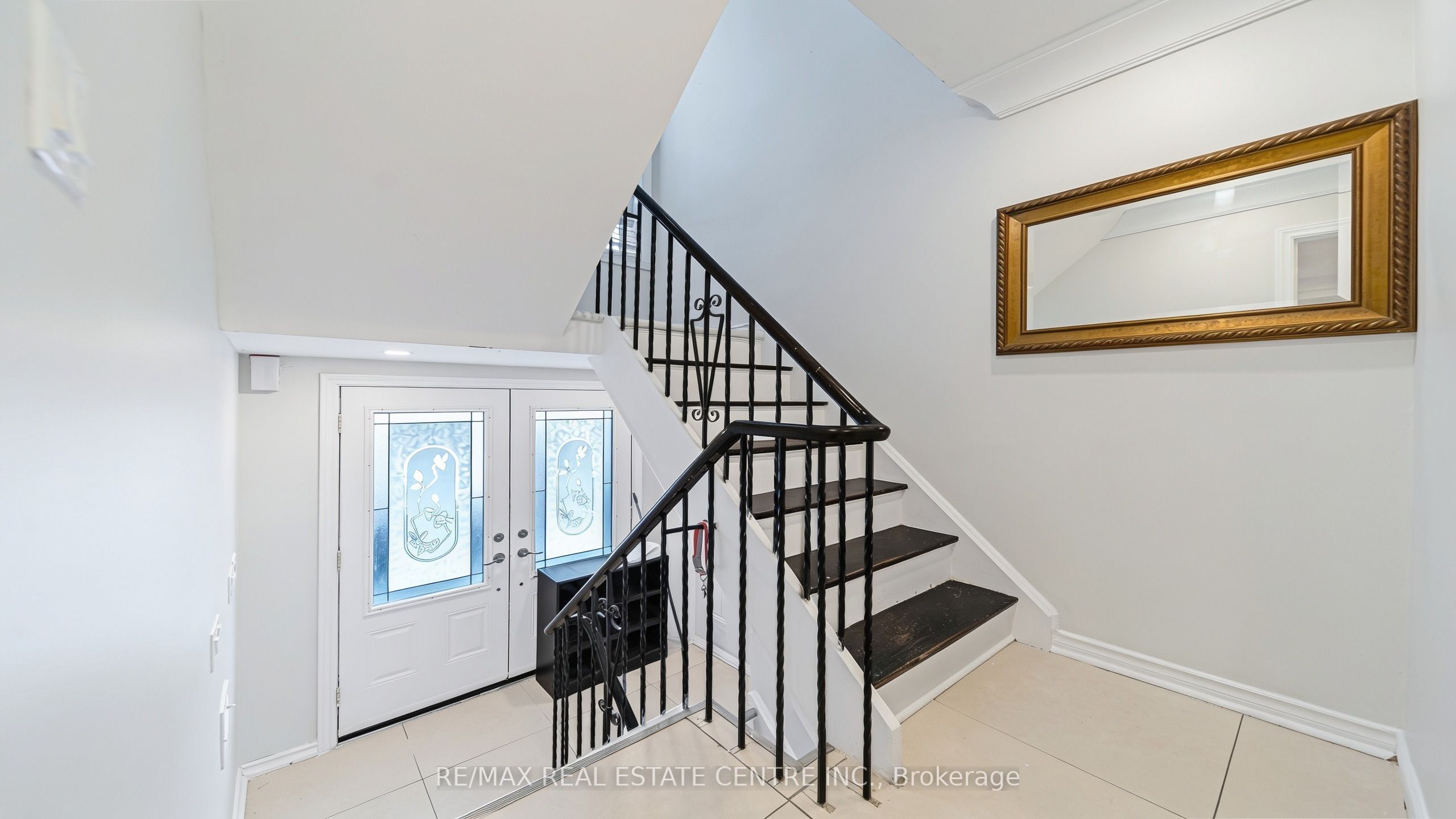 22 Neames Crescent Property Photo 4
