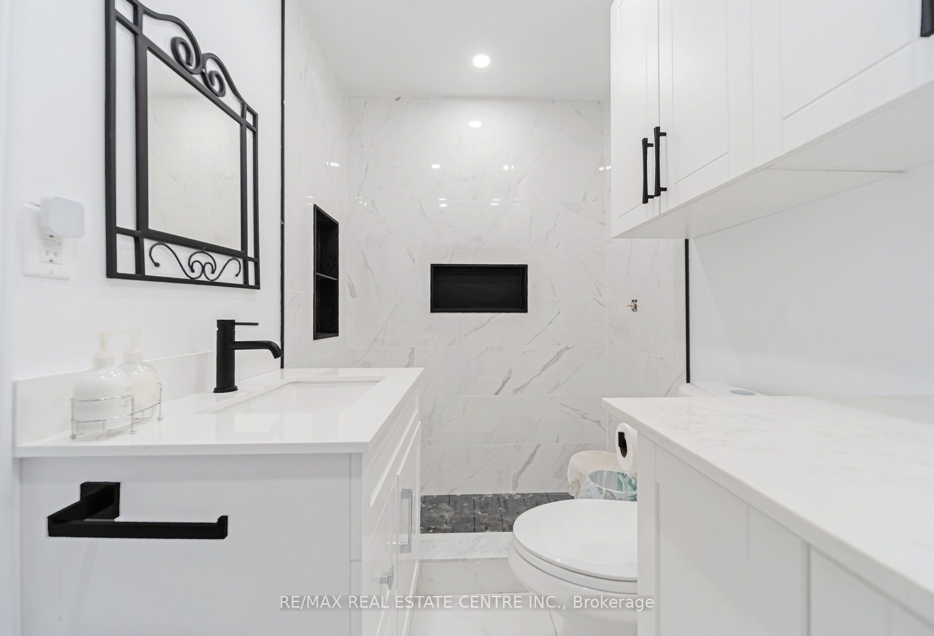 22 Neames Crescent Property Photo 8