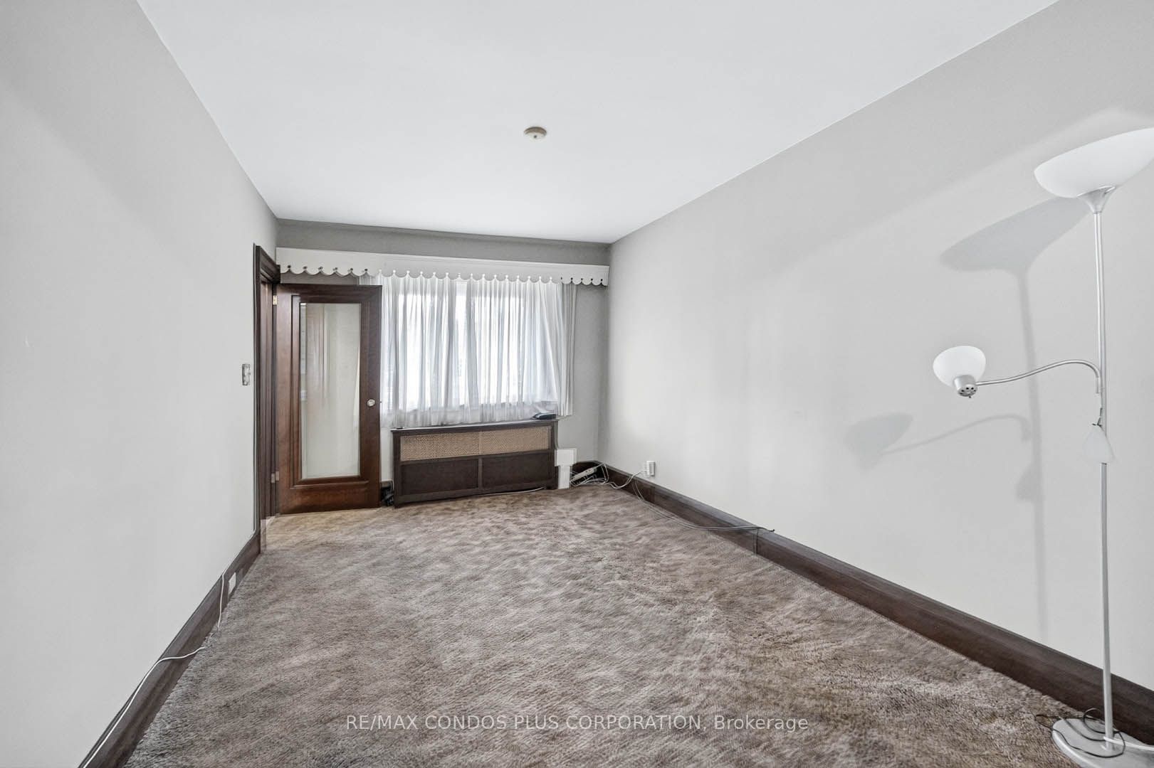 77 Fifth Street E Property Photo 6