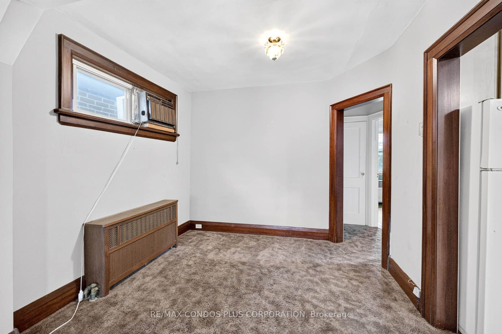 77 Fifth Street E Property Photo 9