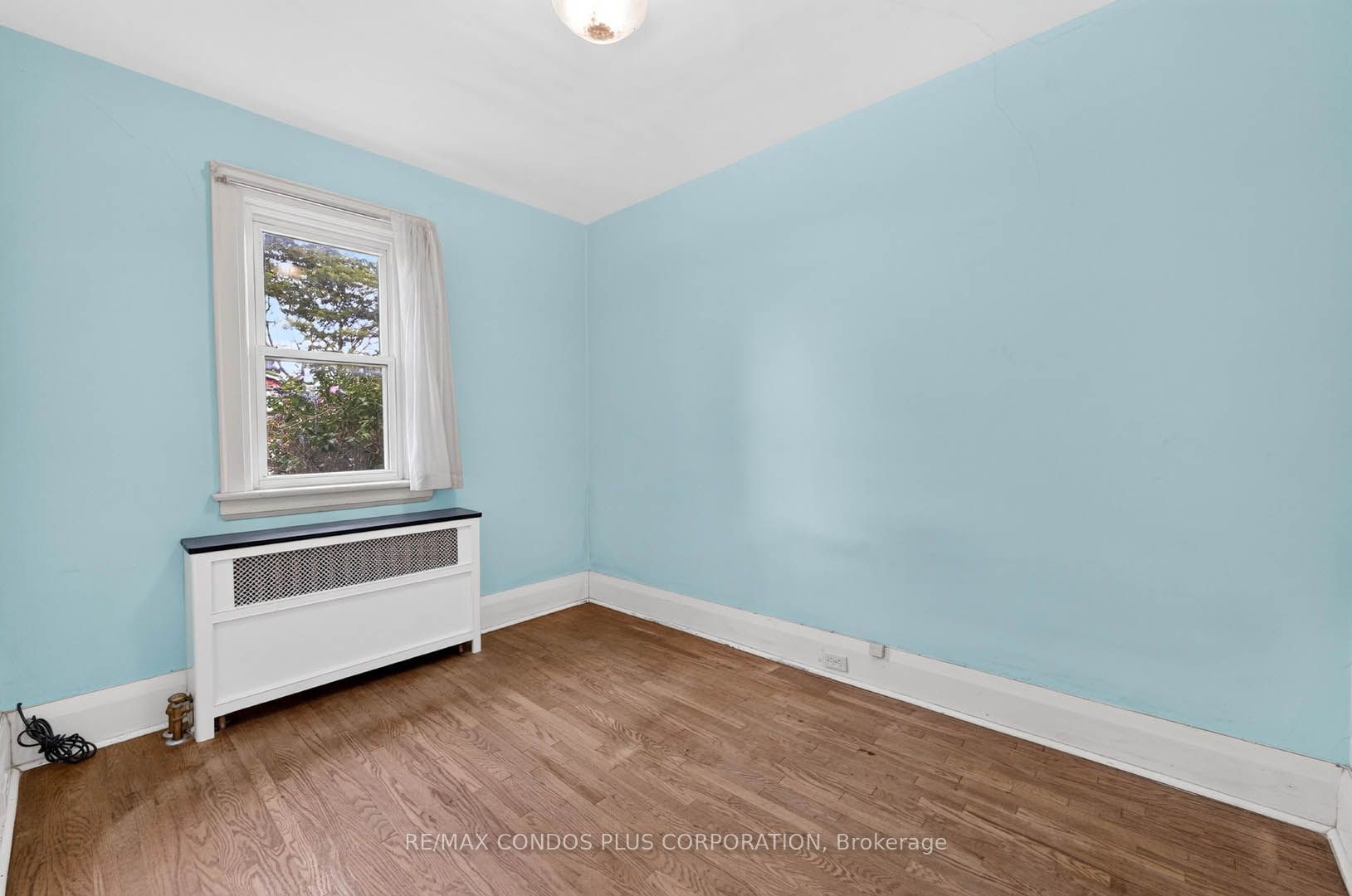 77 Fifth Street E Property Photo 18