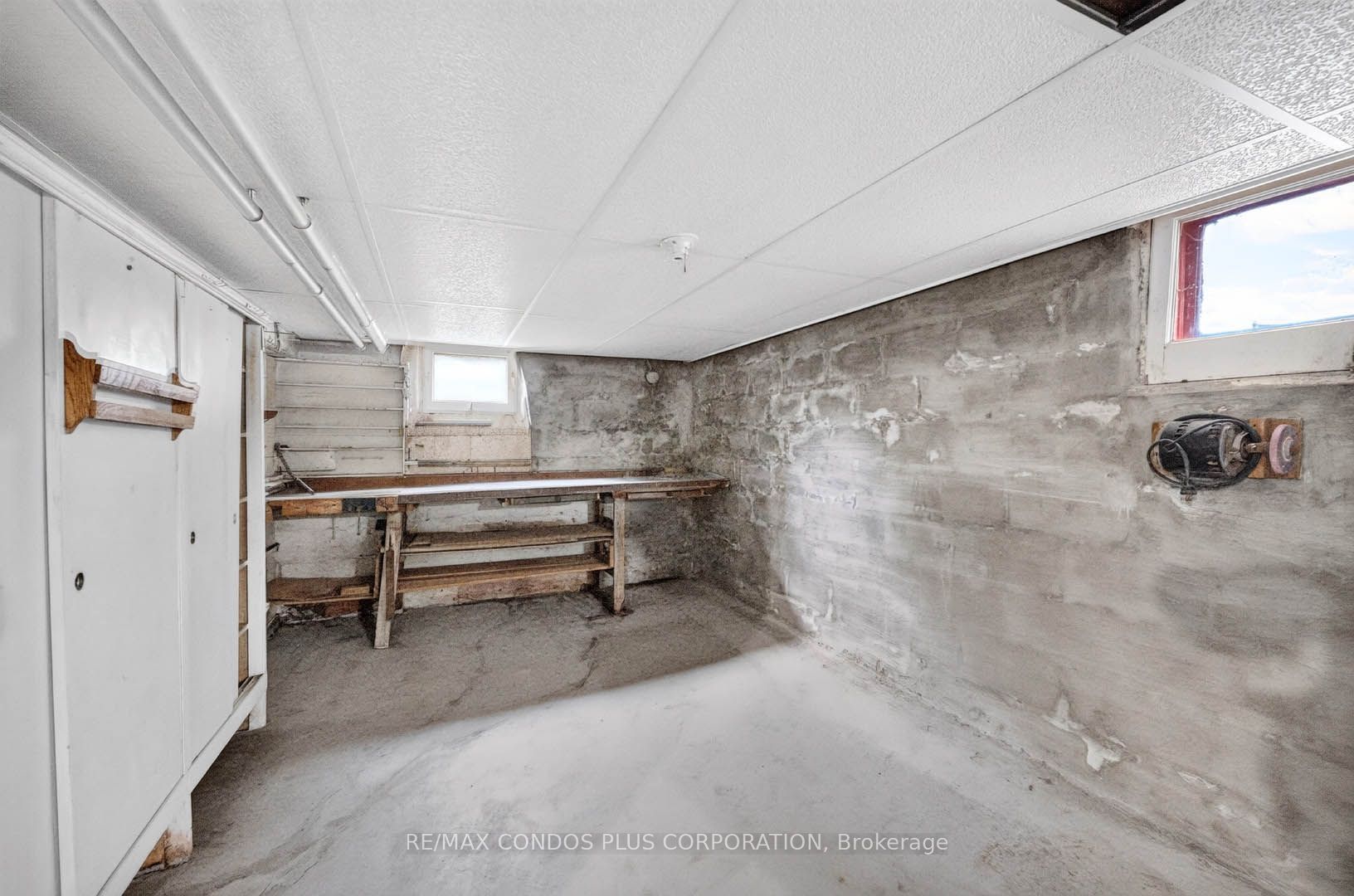 77 Fifth Street E Property Photo 24