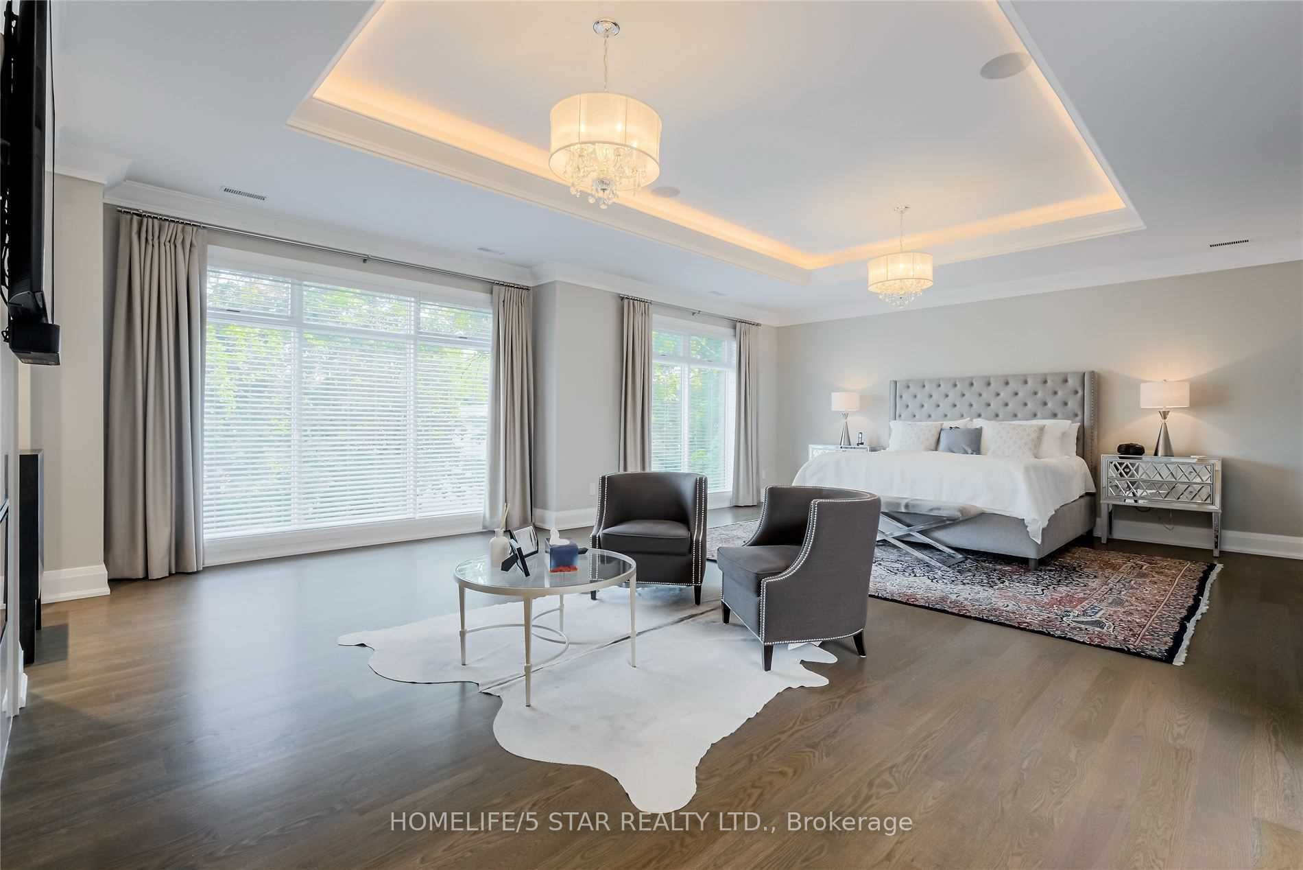 W13682232 Property Photo 17