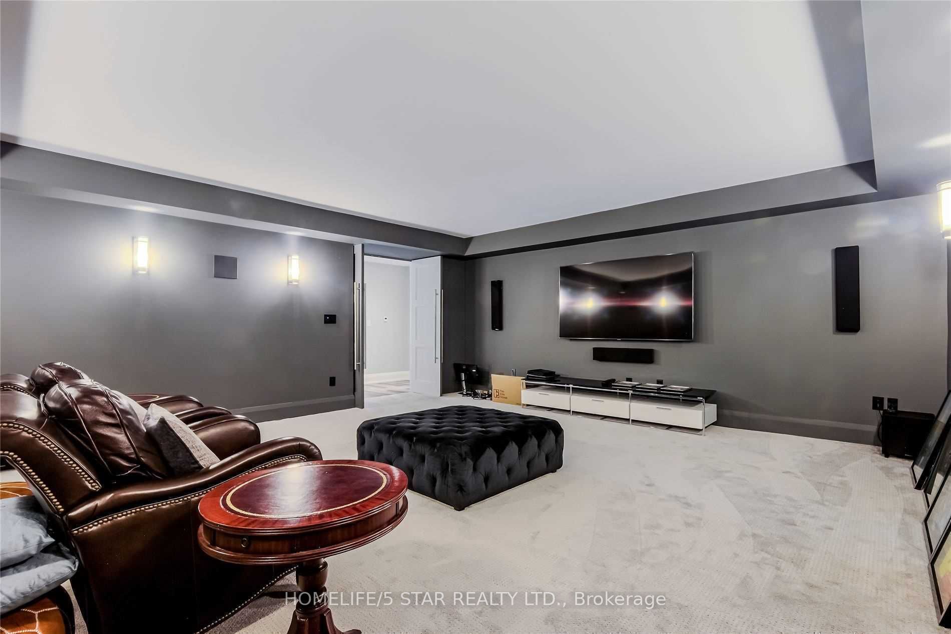 W13682232 Property Photo 28