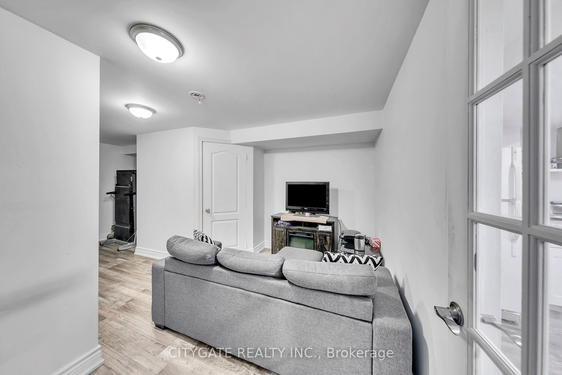 40 Linderwood Drive Property Photo 25
