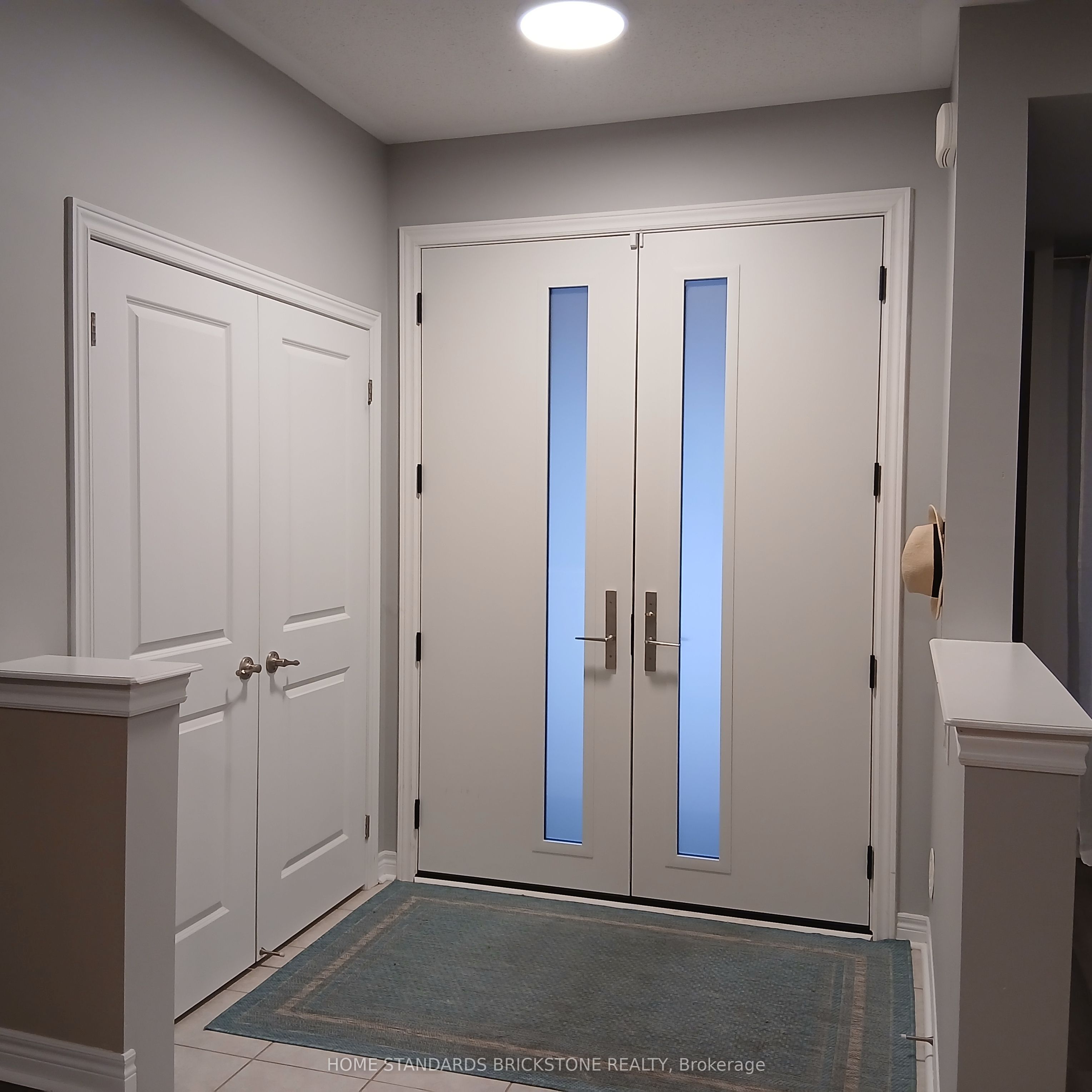 3058 Eberly Woods Drive Property Photo 3